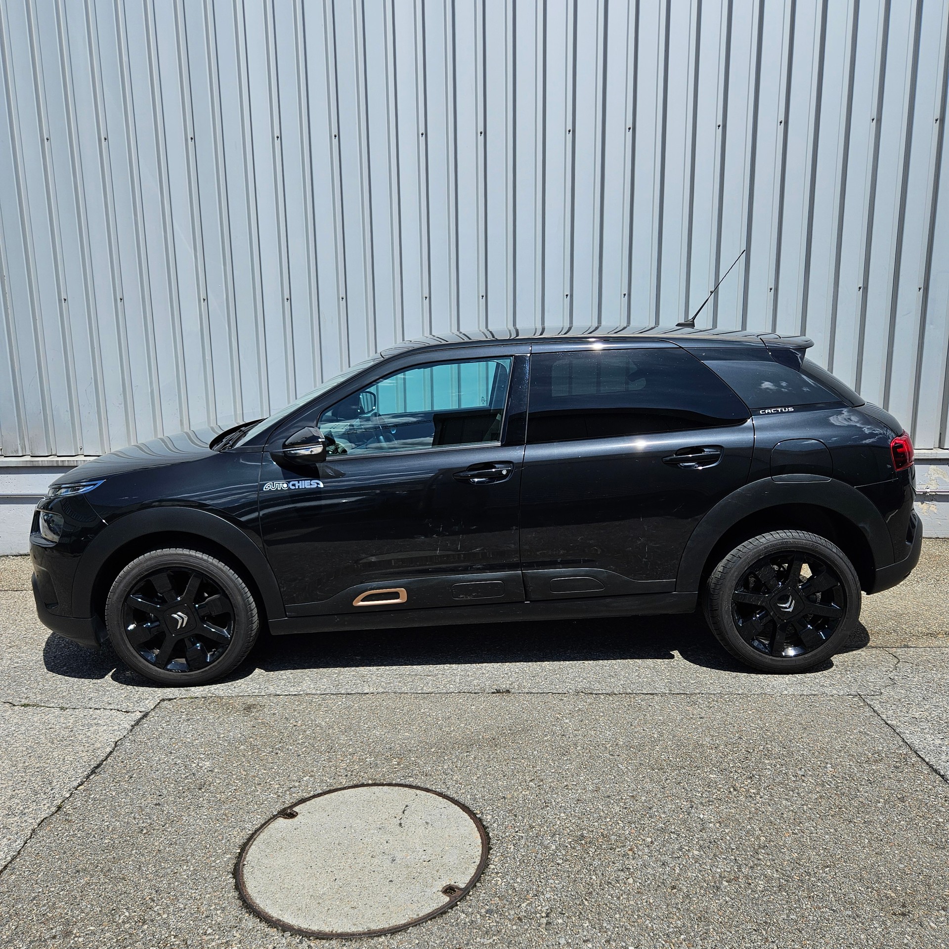 CITROEN C4 Cactus 1.2PT Orig.EAT6-showroom-element-1