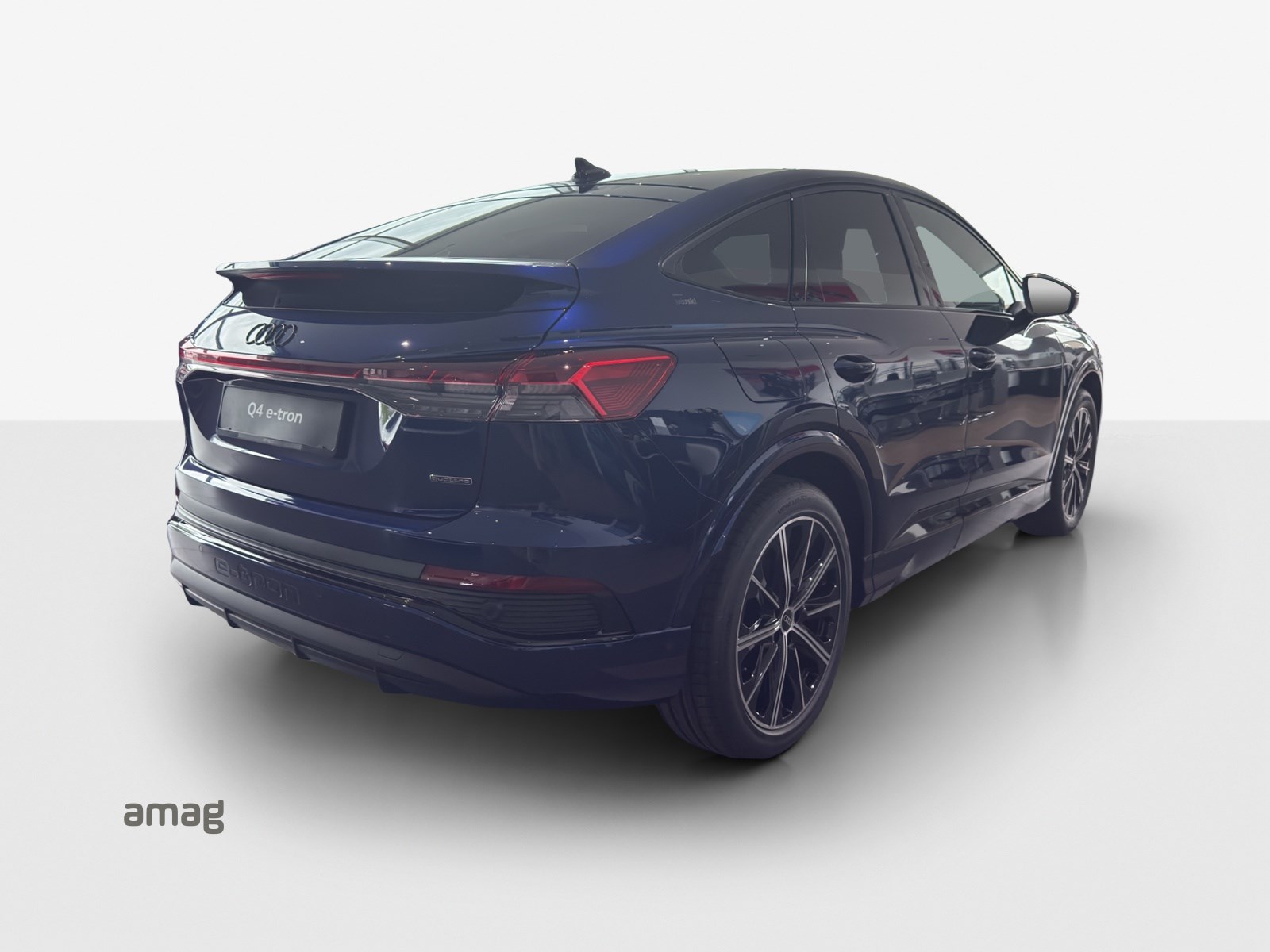 AUDI Q4 Sportback e-tron 45 quattro-image-4