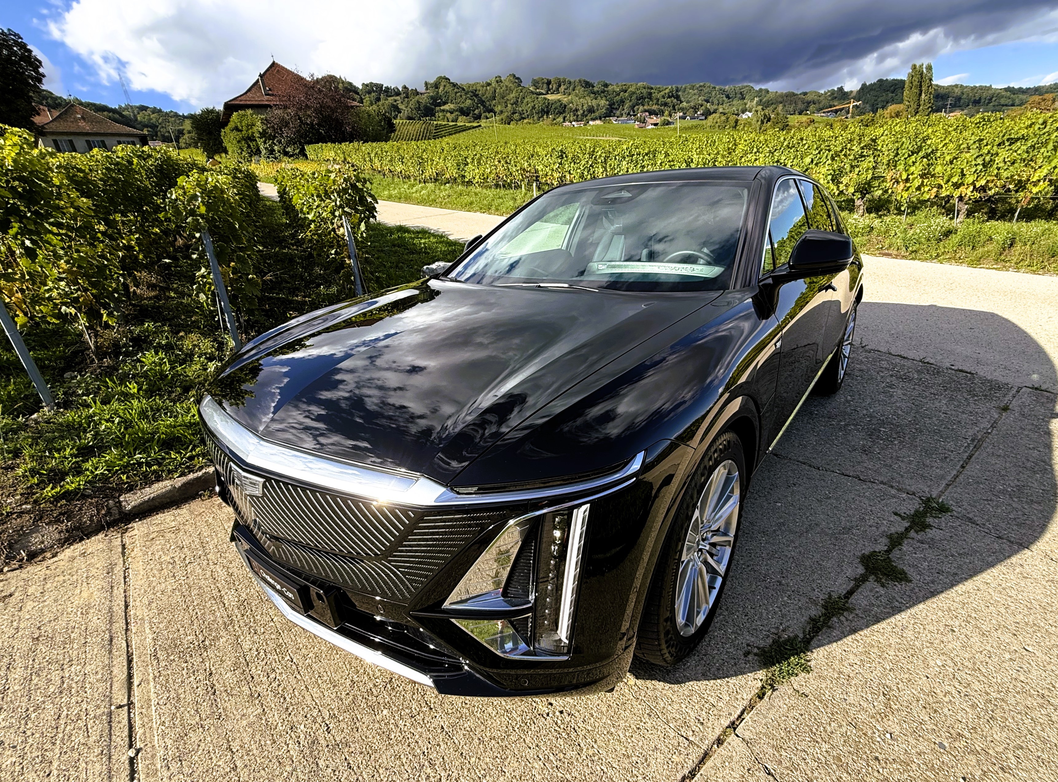 CADILLAC Lyriq Luxury (SUV / GelÃ¤ndewagen)