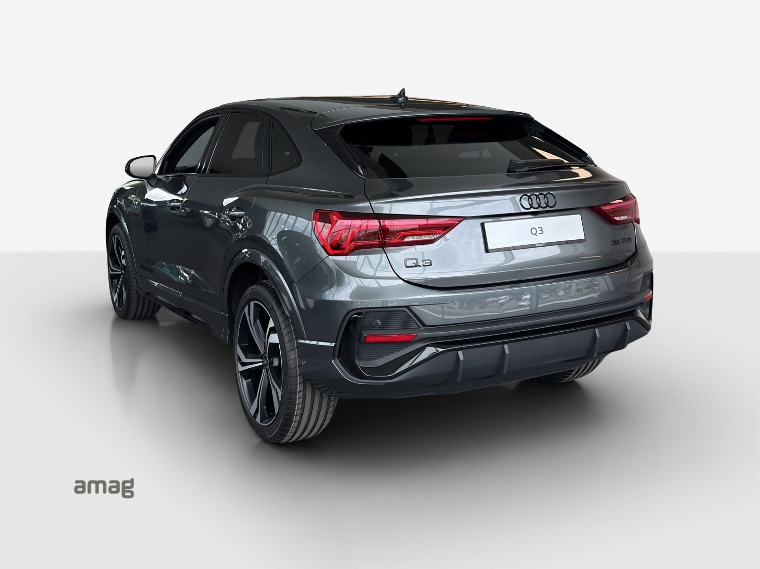 AUDI Q3 Sportback 35 TFSI S line Attraction-showroom-element-2
