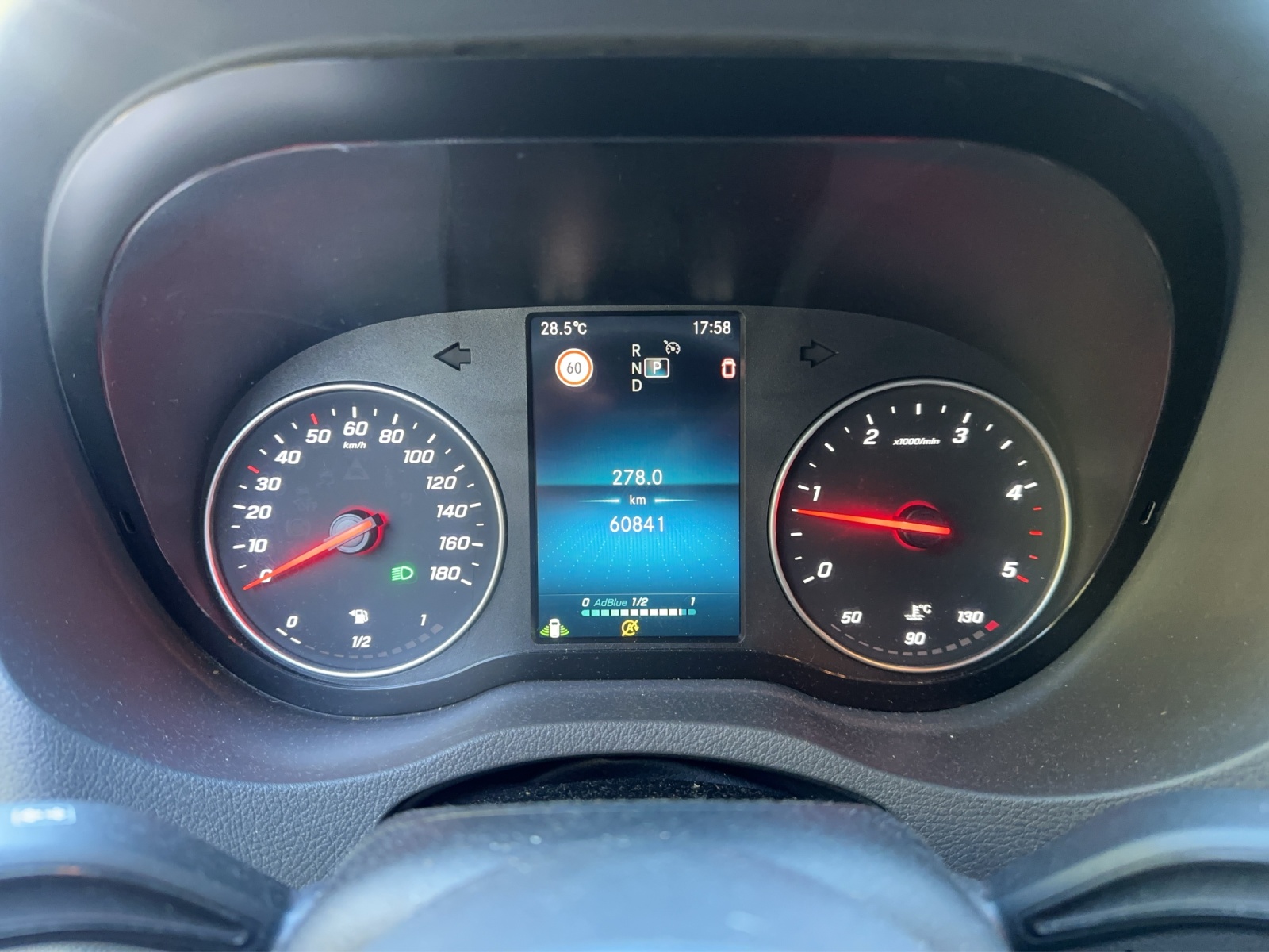 MERCEDES-BENZ Sprinter 316 CDI L2 H2 Automat-image-12