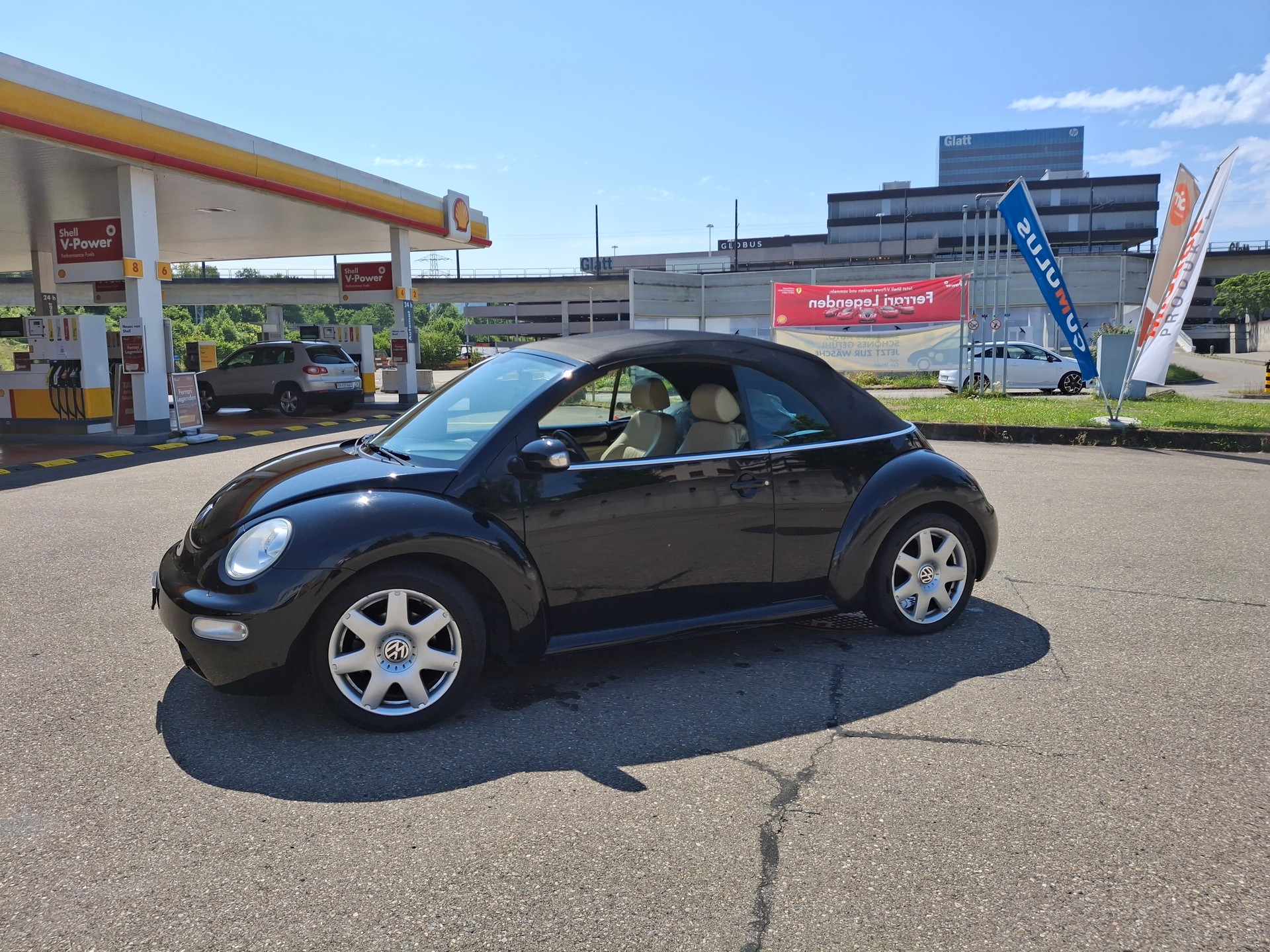 VW Beetle Cabrio 2.0-showroom-element-3