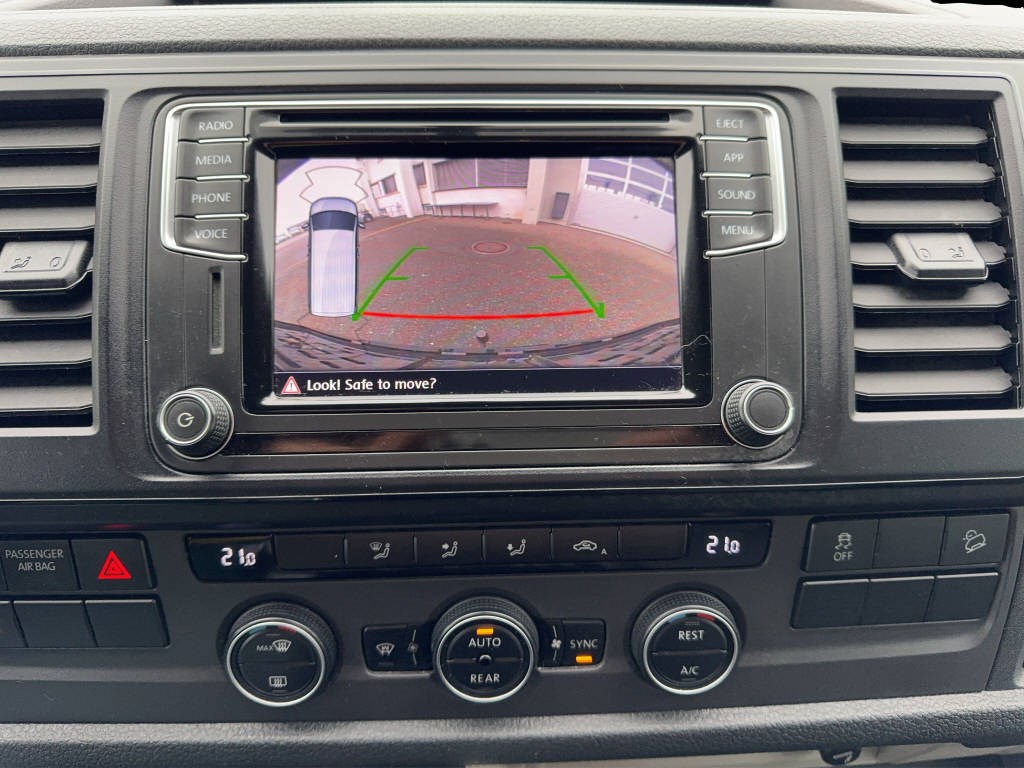 VW T6 Caravelle 3000 2.0 TDI 199 Comfortline DSG 4m 8Sitze-image-12