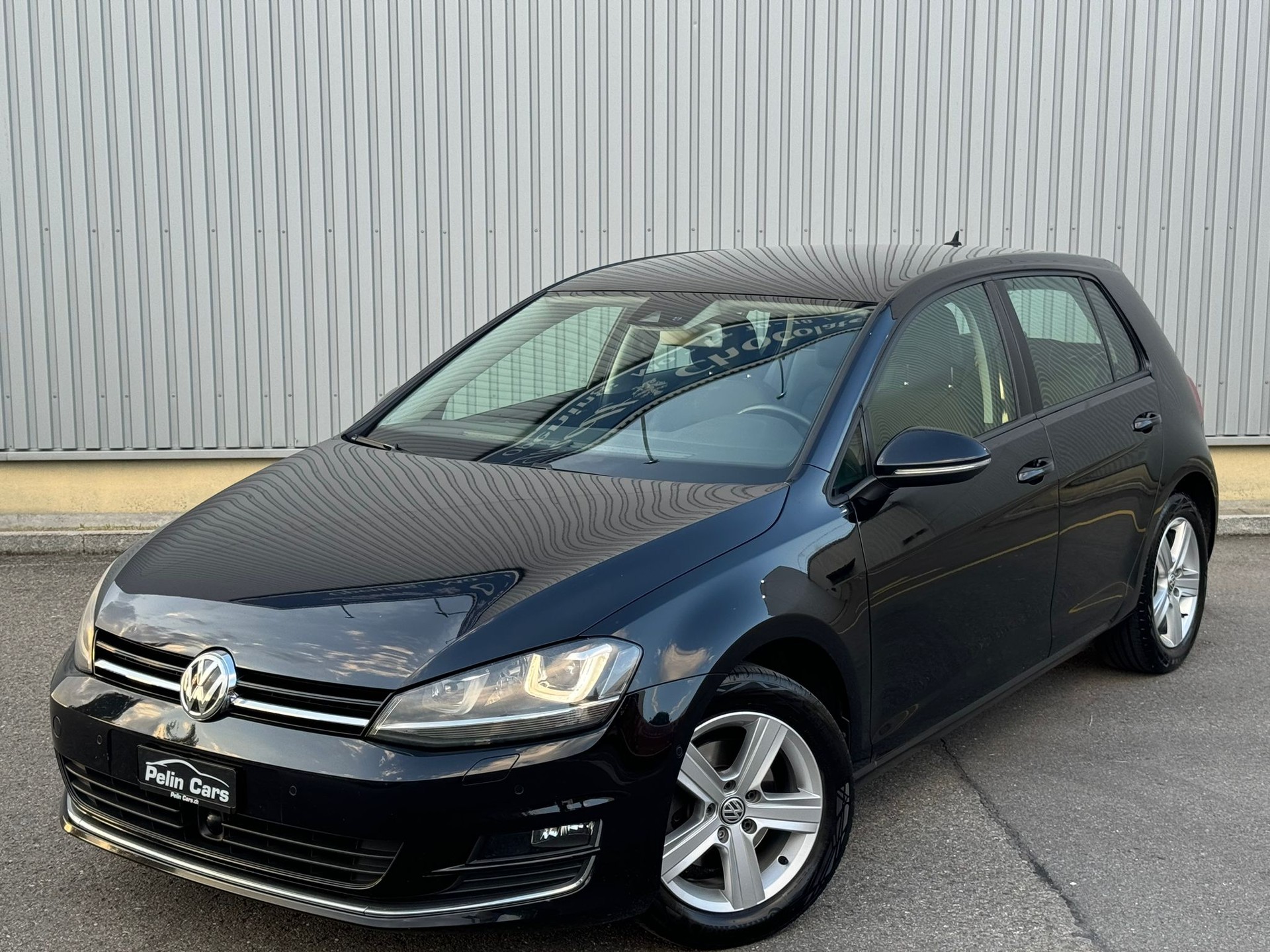 VW Golf 1.4 TSI Highline (Frisch ab MFK & Frisch ab Service)-showroom-element-1