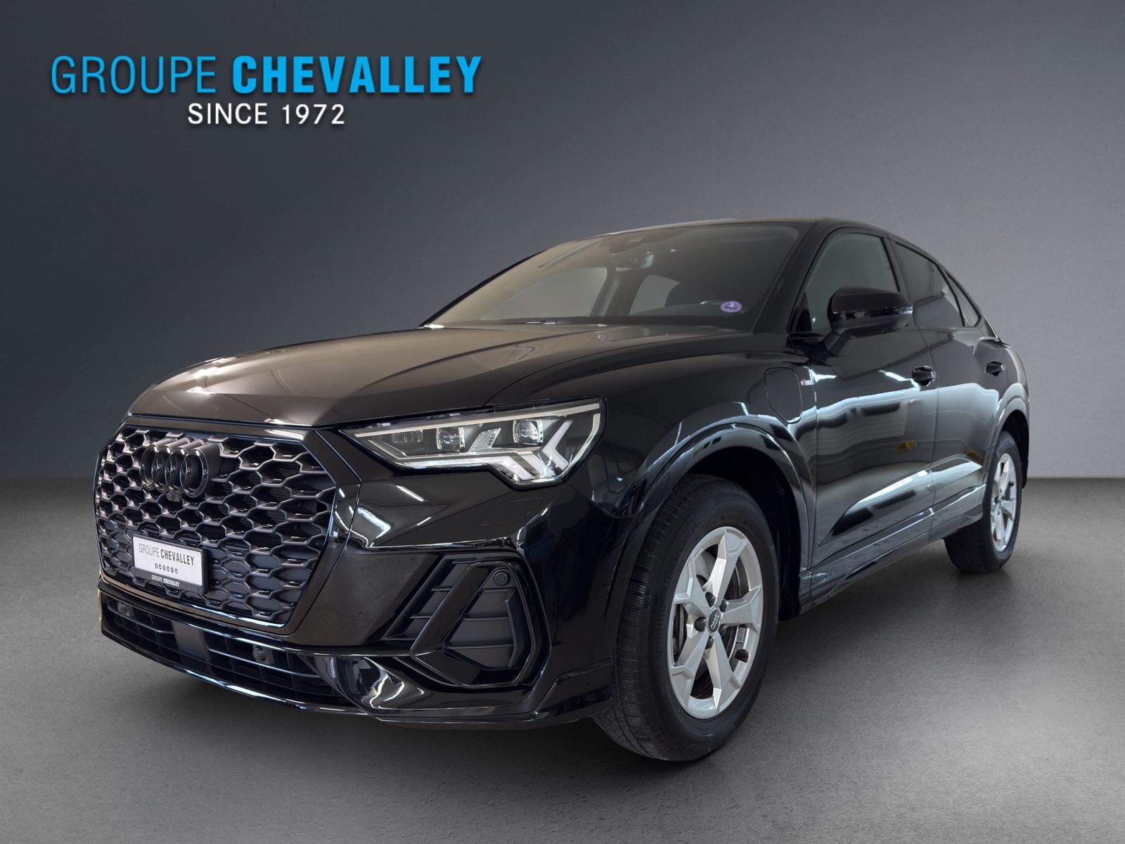 Photo AUDI Q3 Q3 SB 45 e S li Attr S-tr