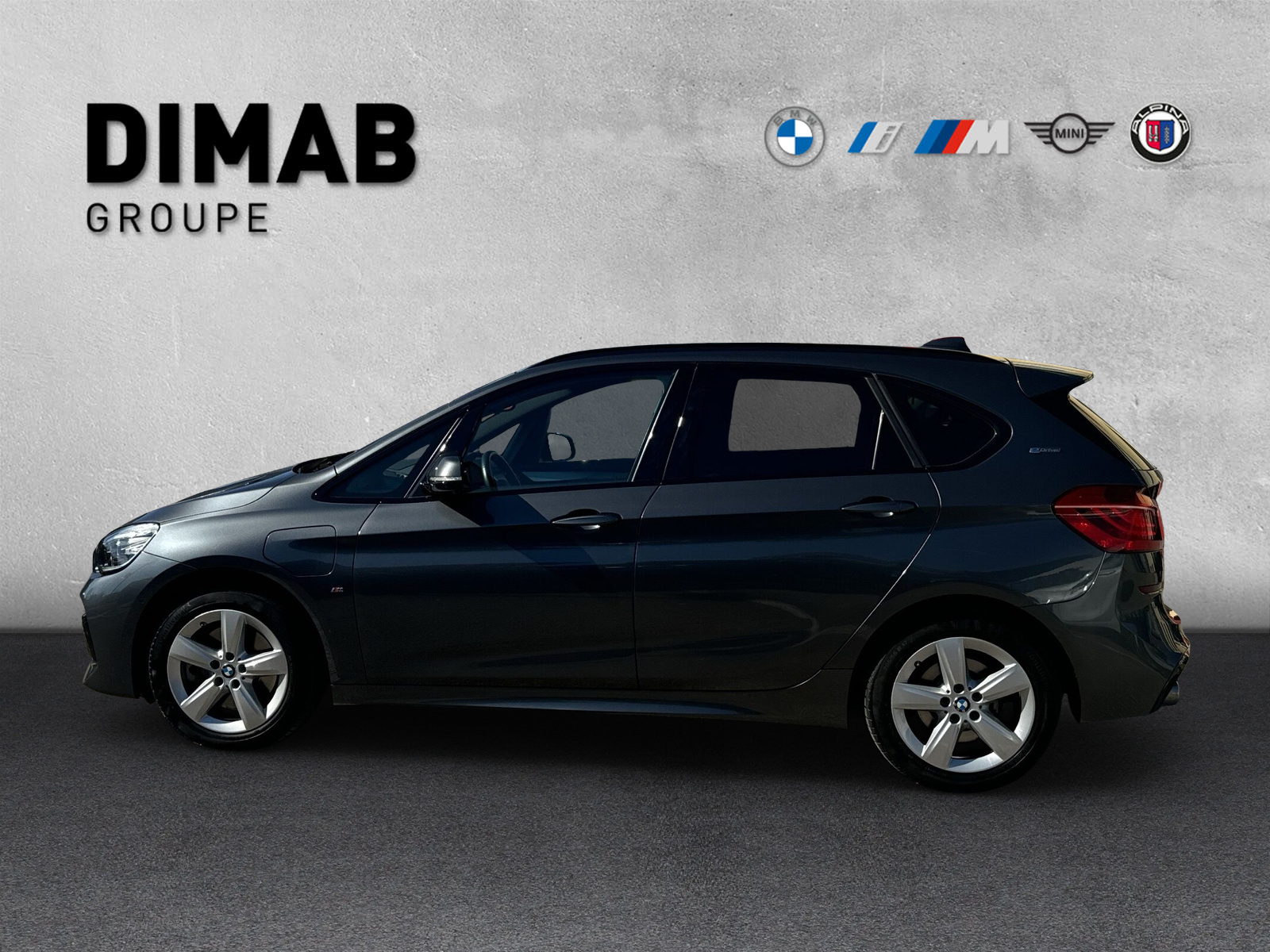 BMW 225xe iPerformance Active Tourer Steptronic M Sport-showroom-element-1