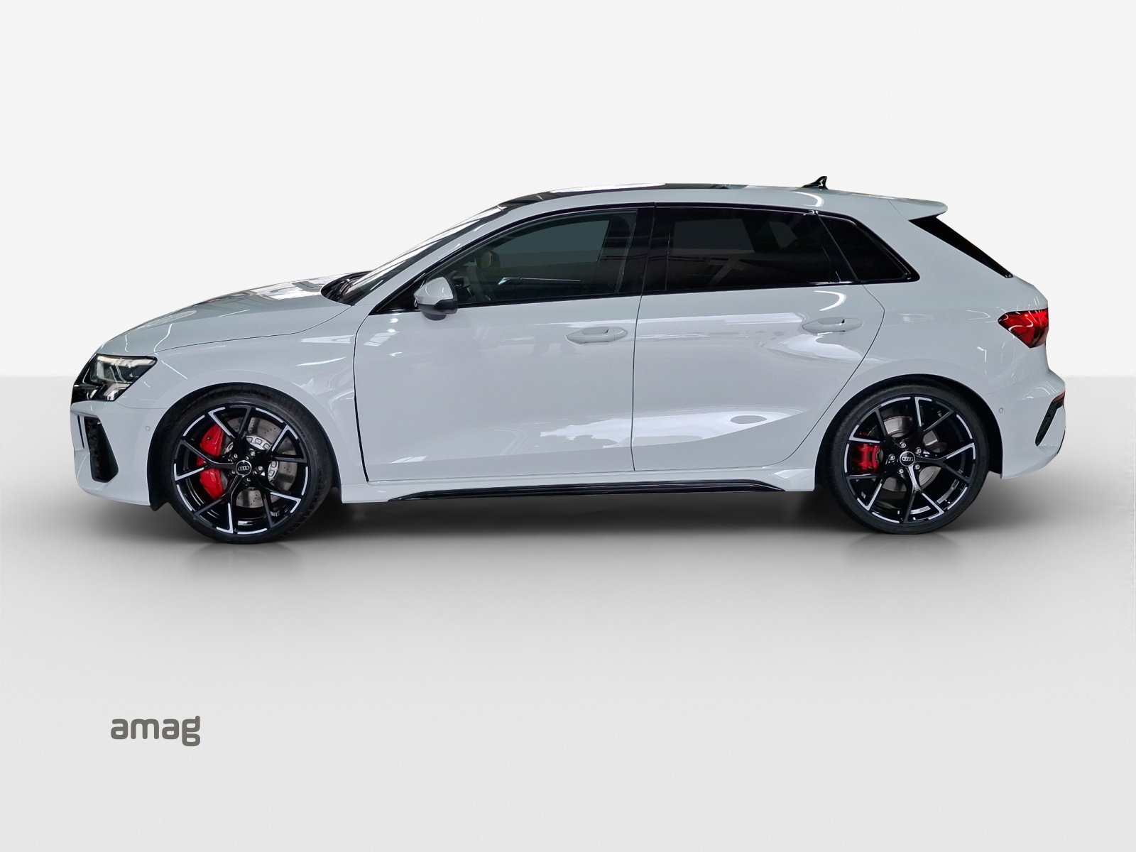 AUDI RS3 Sportback 2.5 TSI quattro-showroom-element-1