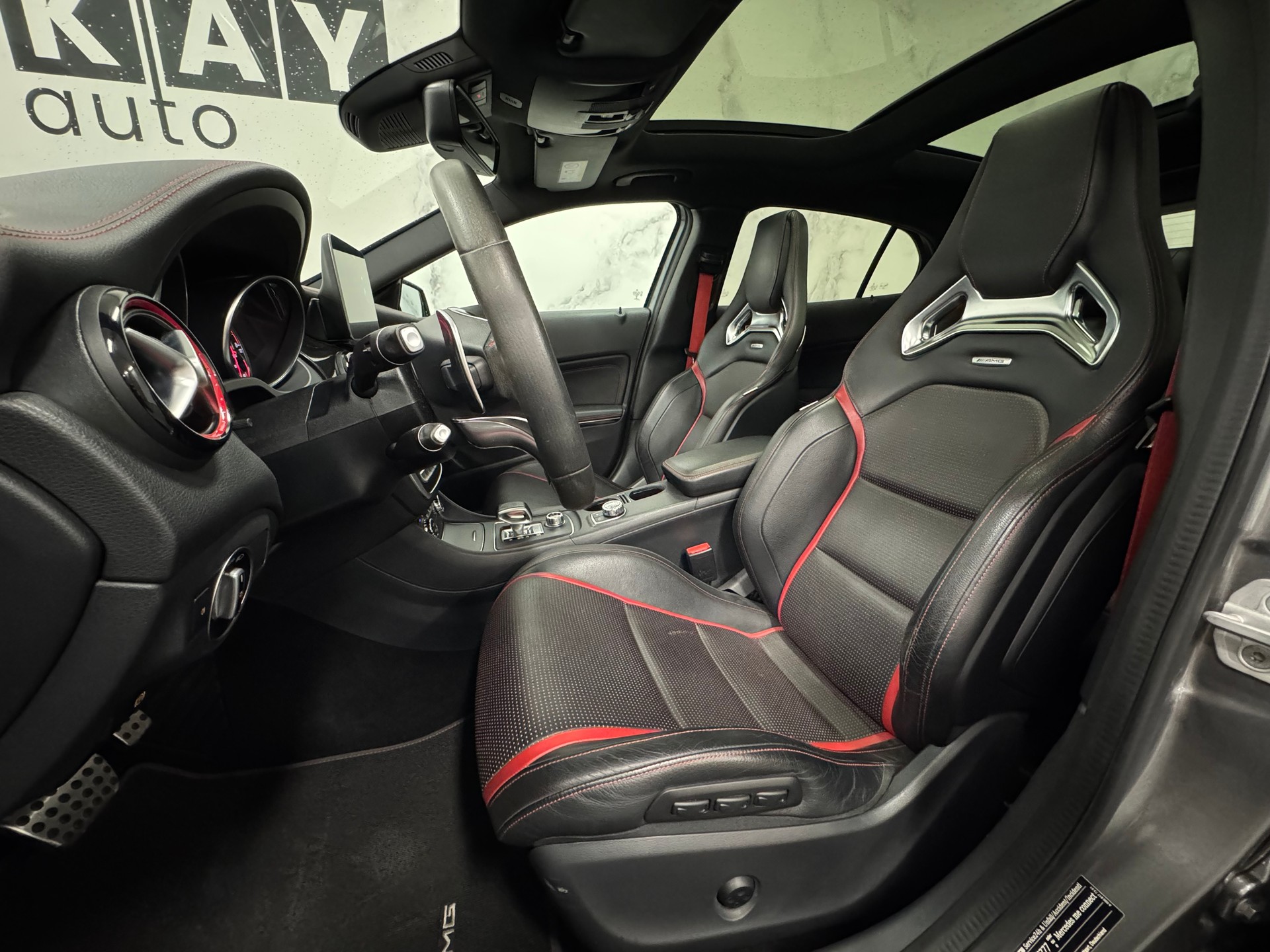 MERCEDES-BENZ GLA 45 AMG 4Matic 7G-DCT-image-5