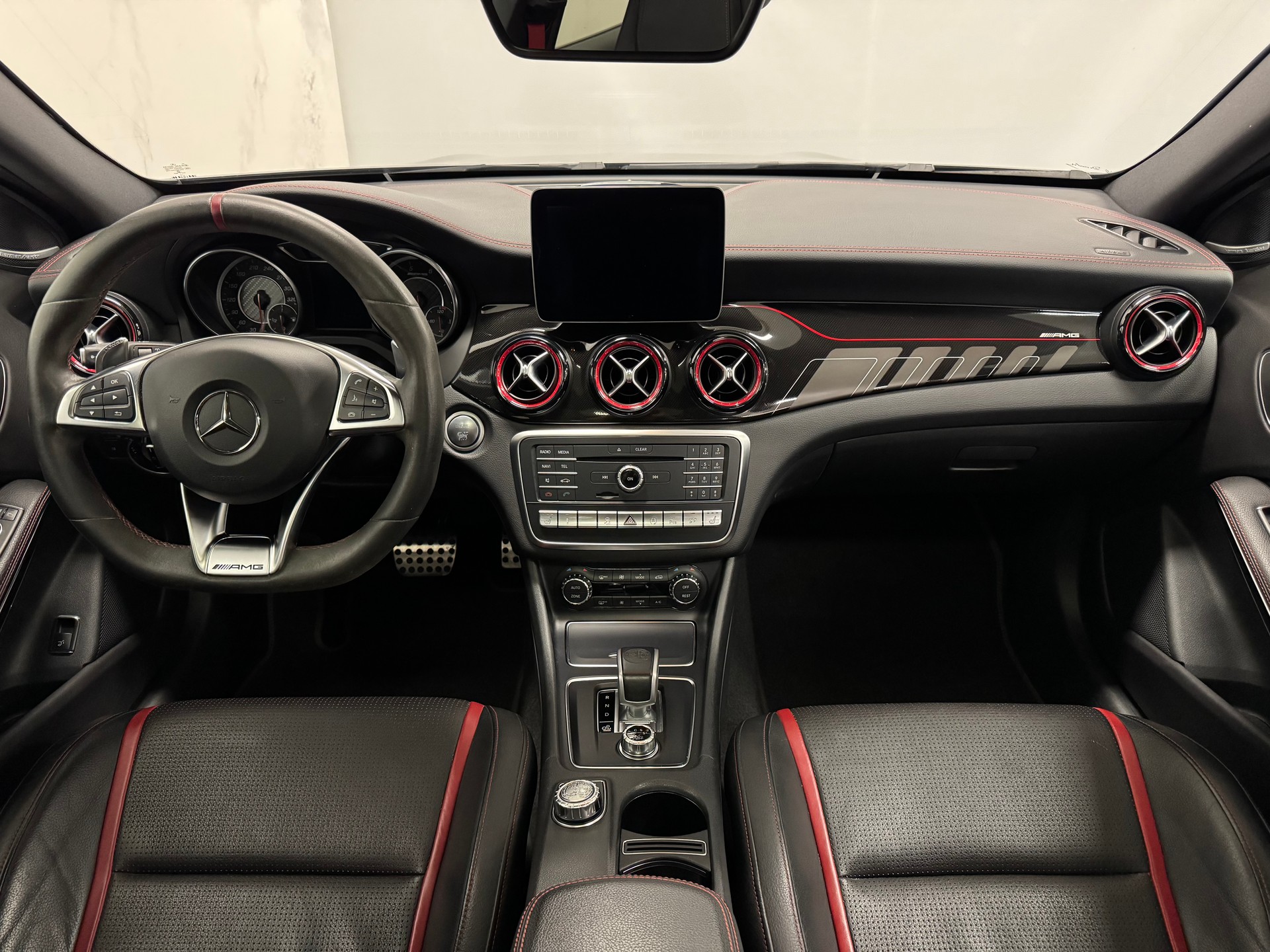 MERCEDES-BENZ GLA 45 AMG 4Matic 7G-DCT-image-7