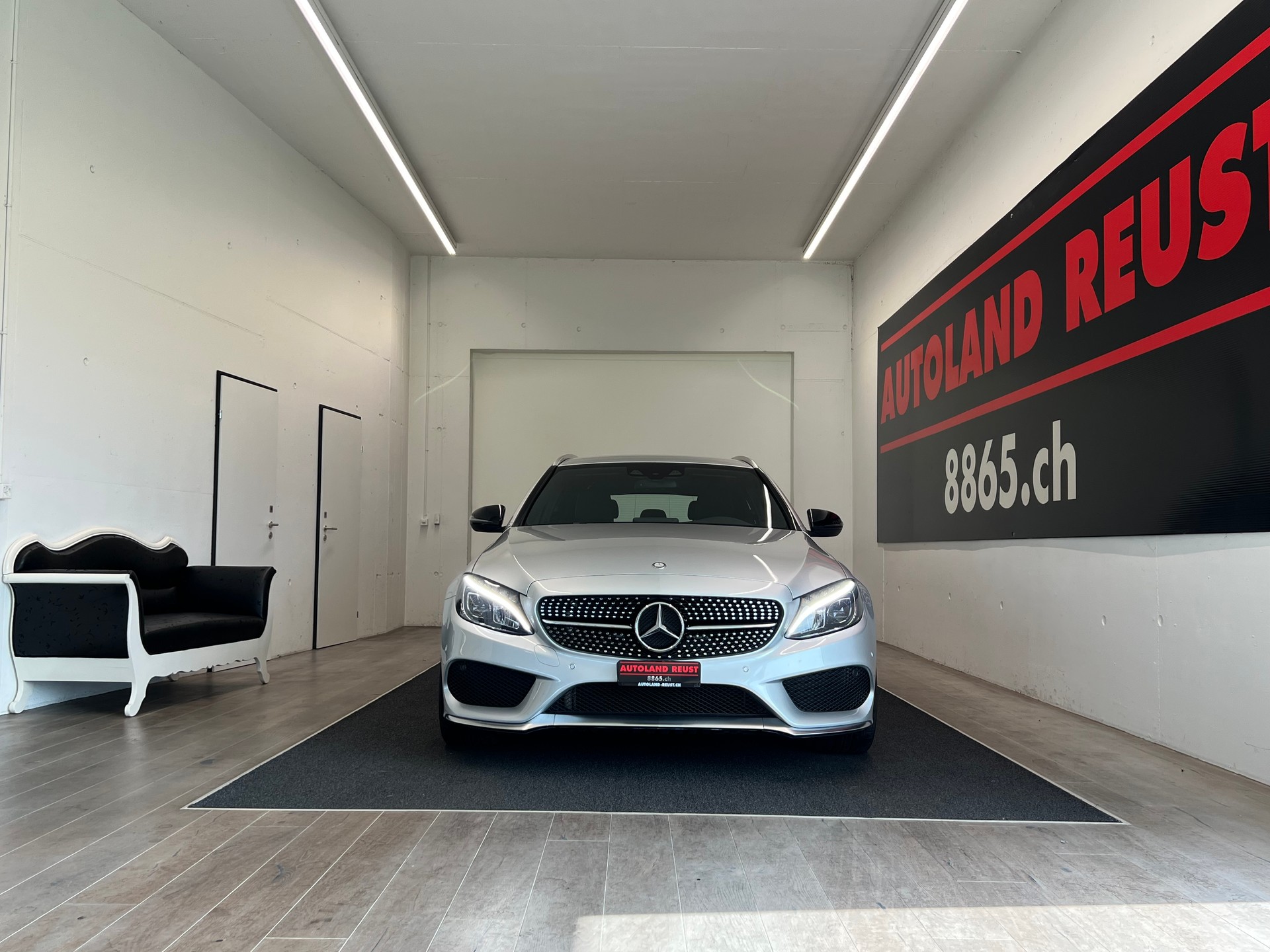 MERCEDES-BENZ C 450 AMG 4Matic 7G-Tronic-showroom-element-1