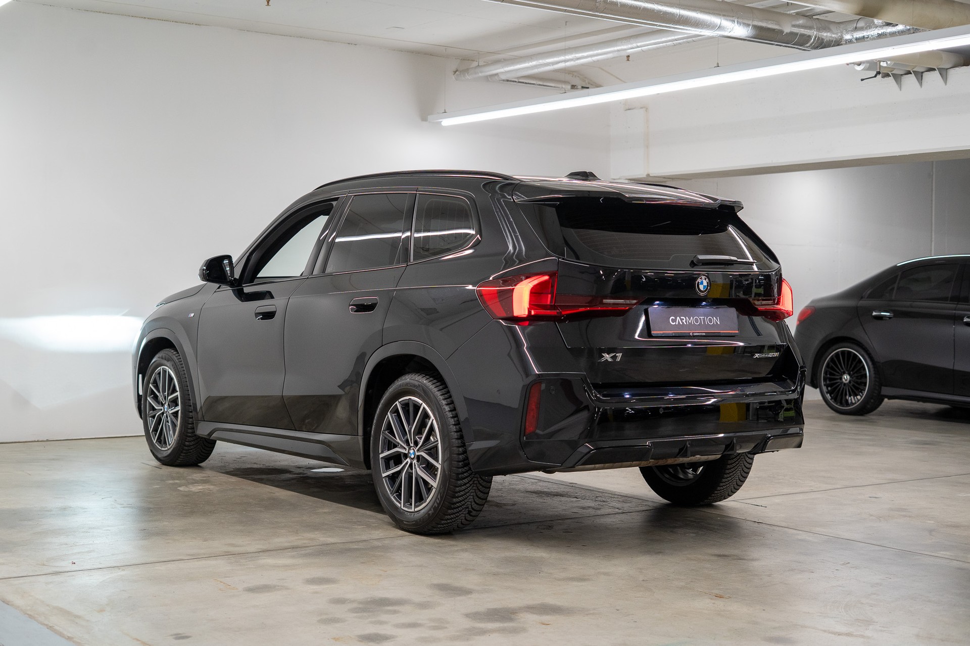 BMW X1 23i xDrive M Sport-image-6