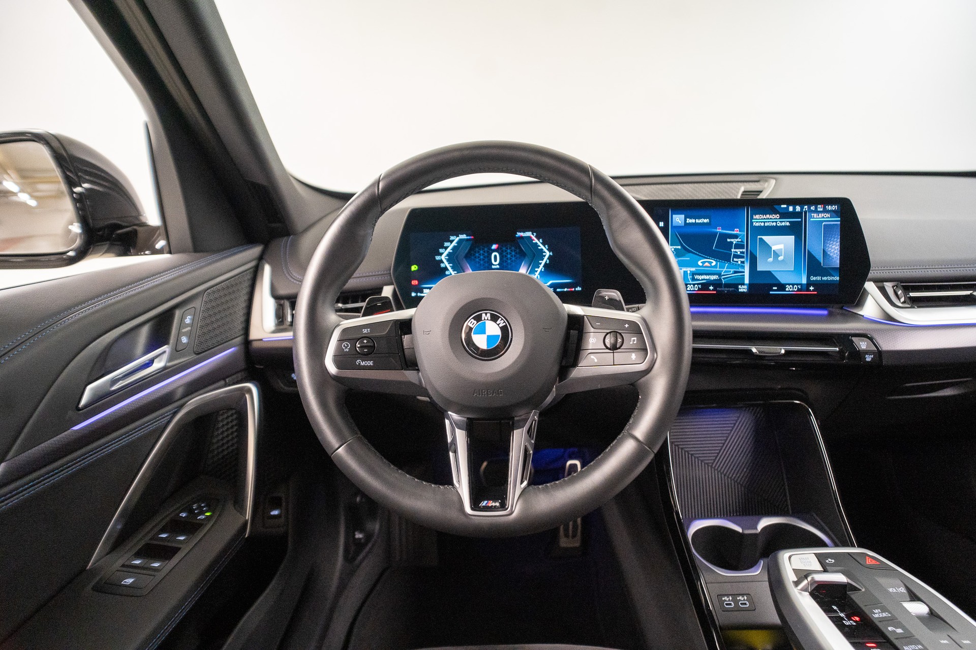 BMW X1 23i xDrive M Sport-image-14