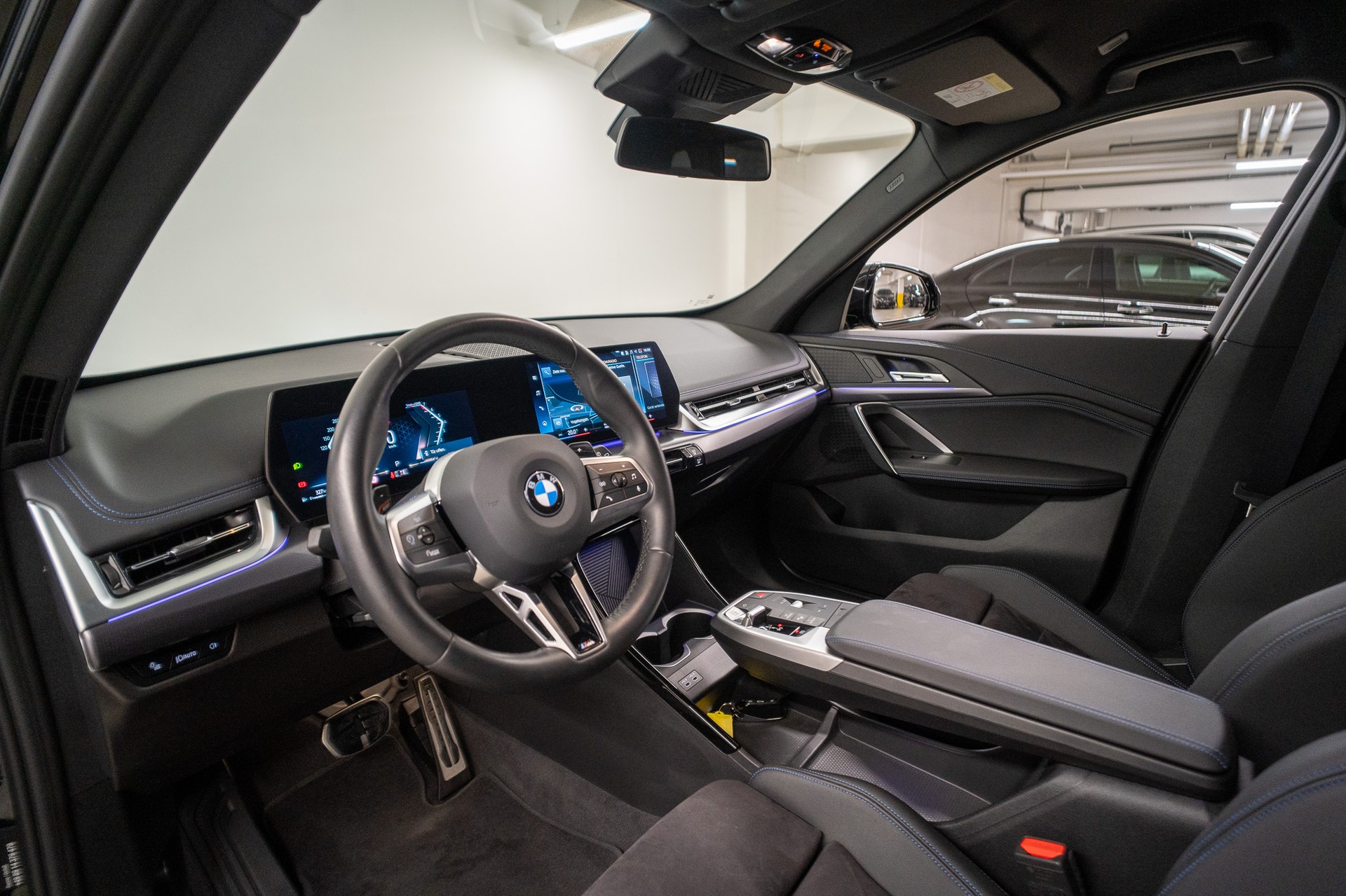 BMW X1 23i xDrive M Sport-image-8