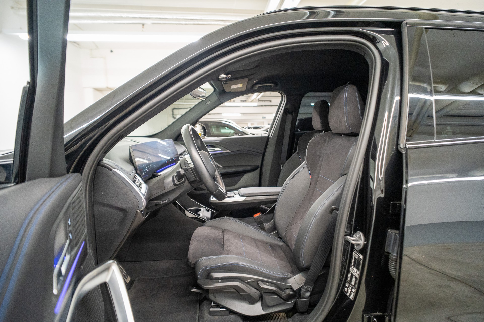 BMW X1 23i xDrive M Sport-image-7
