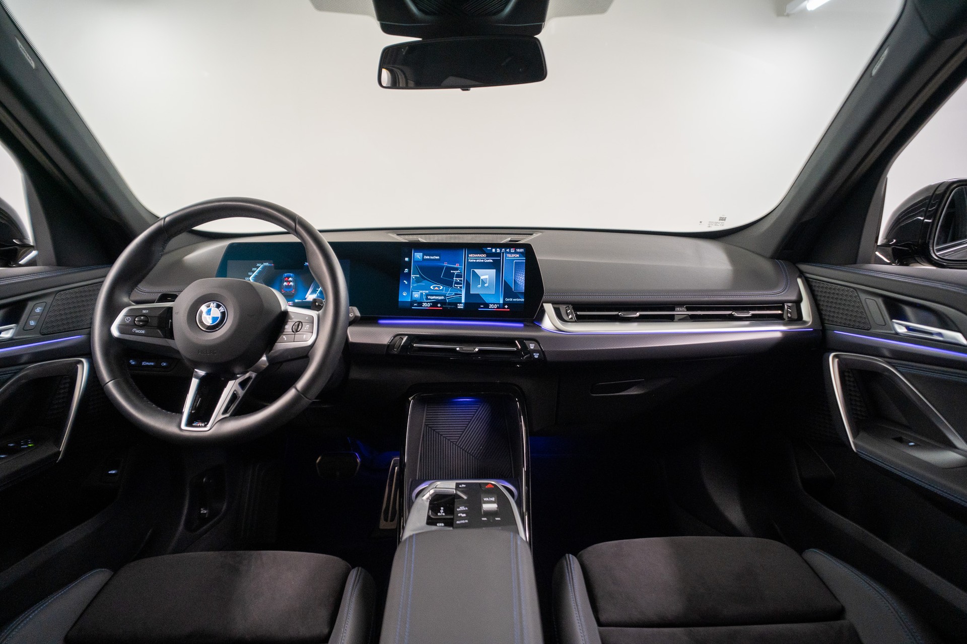 BMW X1 23i xDrive M Sport-image-13