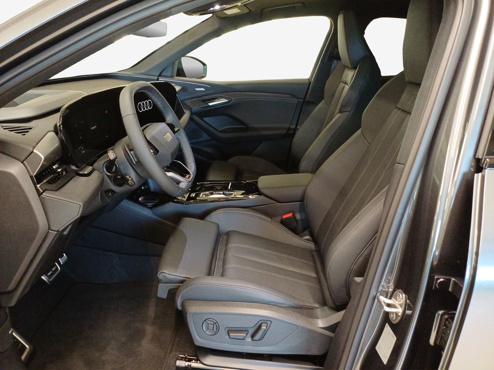 AUDI Q6 Sportback e-tron quattro-image-7