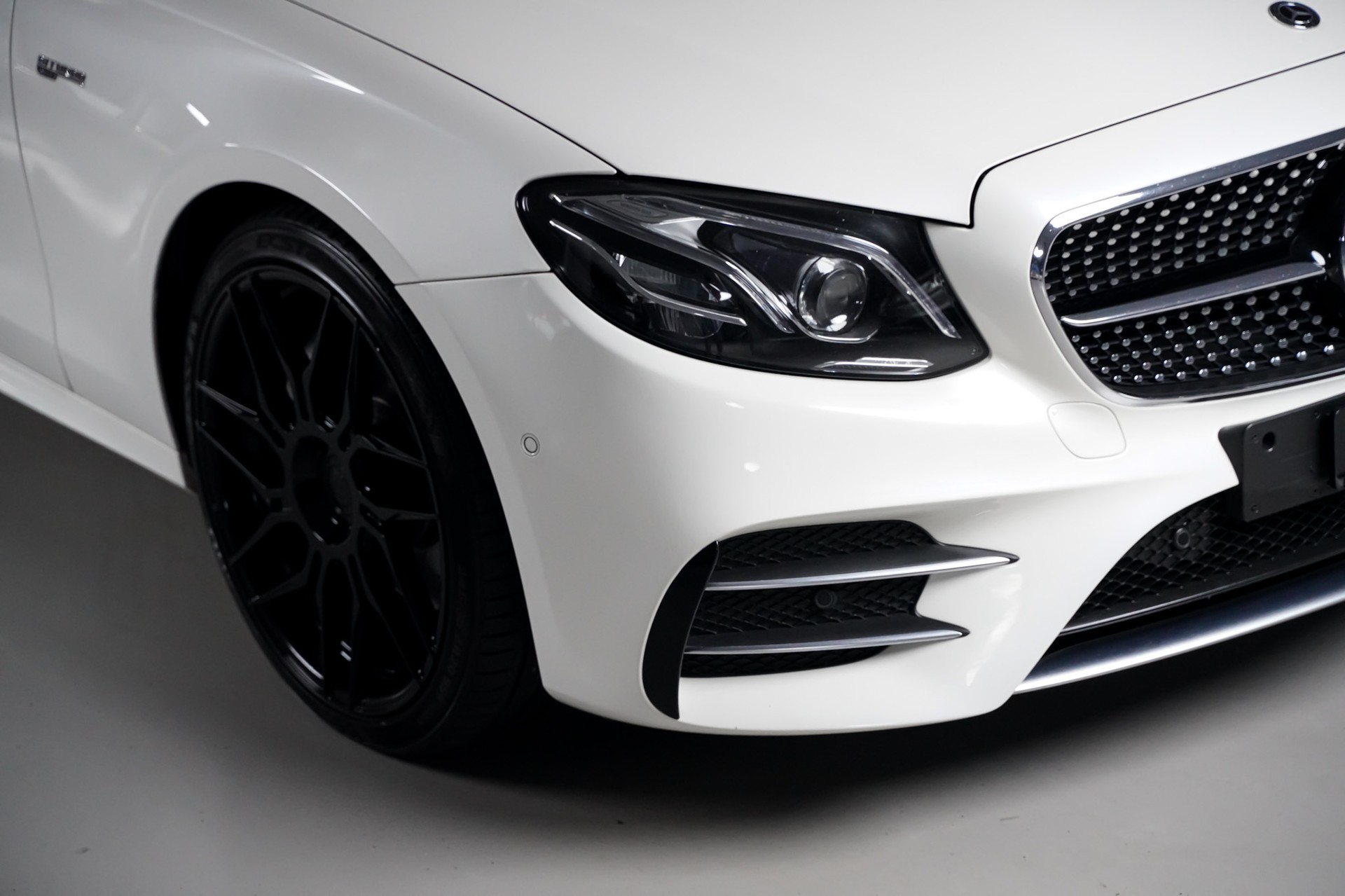 MERCEDES-BENZ E 43 AMG 4 Matic 9G-Tronic-showroom-element-3