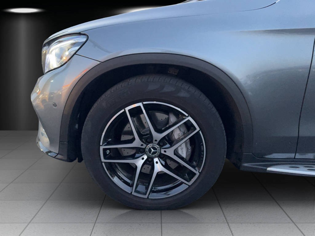 MERCEDES-BENZ GLC 250 d AMG Line 4m Coupé-image-15