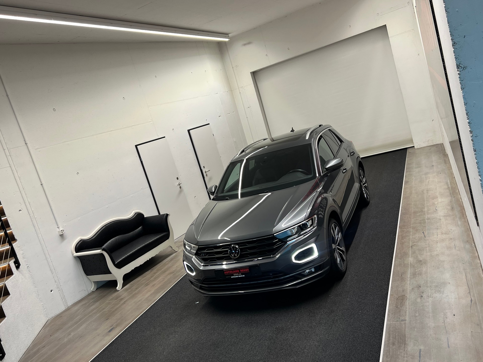VW T-Roc 2.0 TSI Sport Selection DSG 4Motion-showroom-element-3