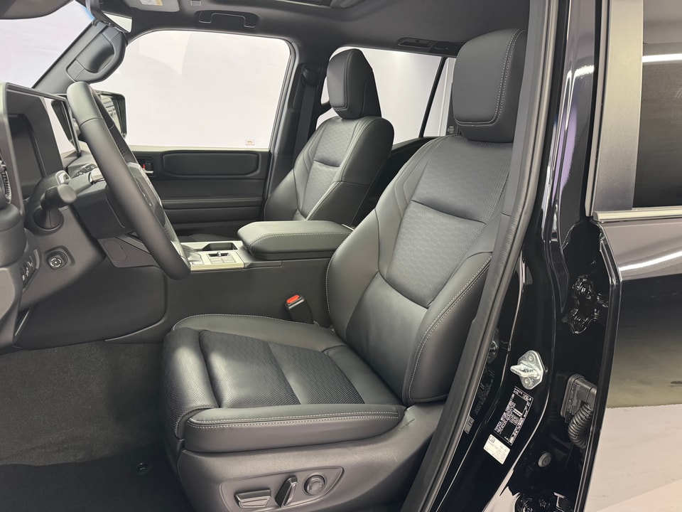 Land Cruiser 2.8 D 48V Invincible AWD