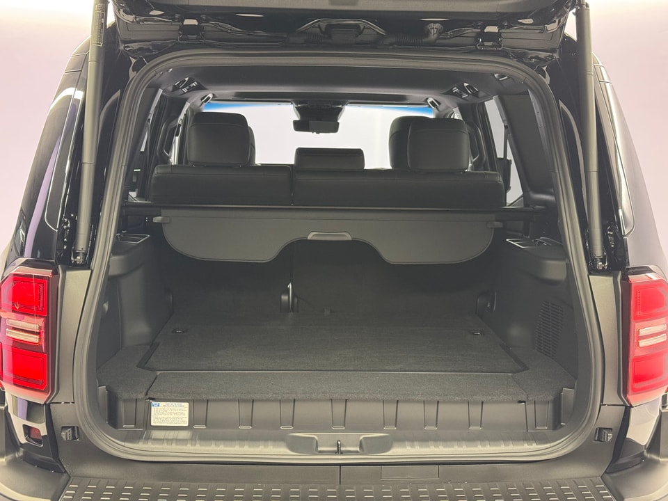 Land Cruiser 2.8 D 48V Invincible AWD