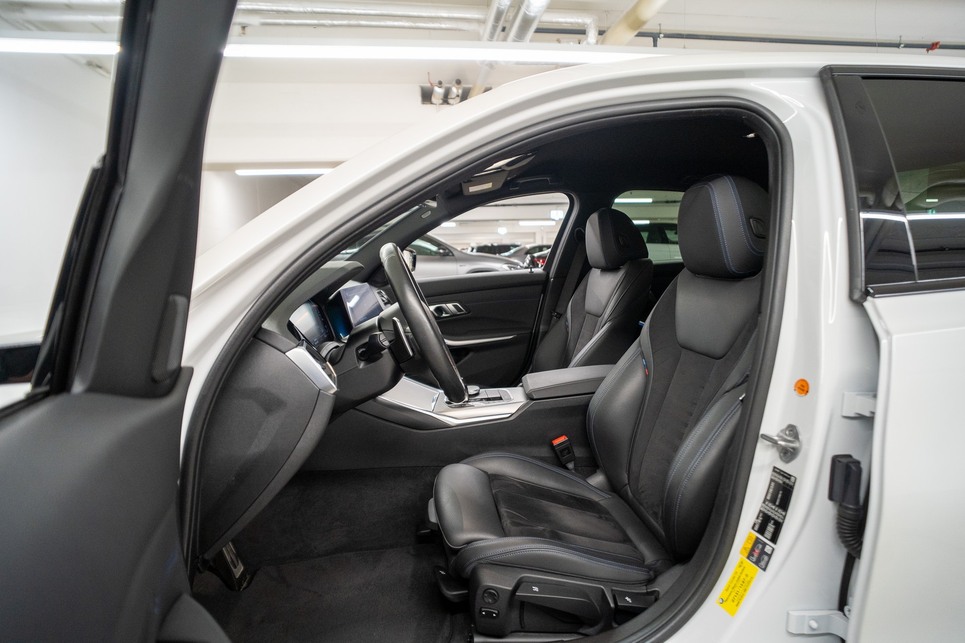 BMW 330e SAG M SPORT-image-7