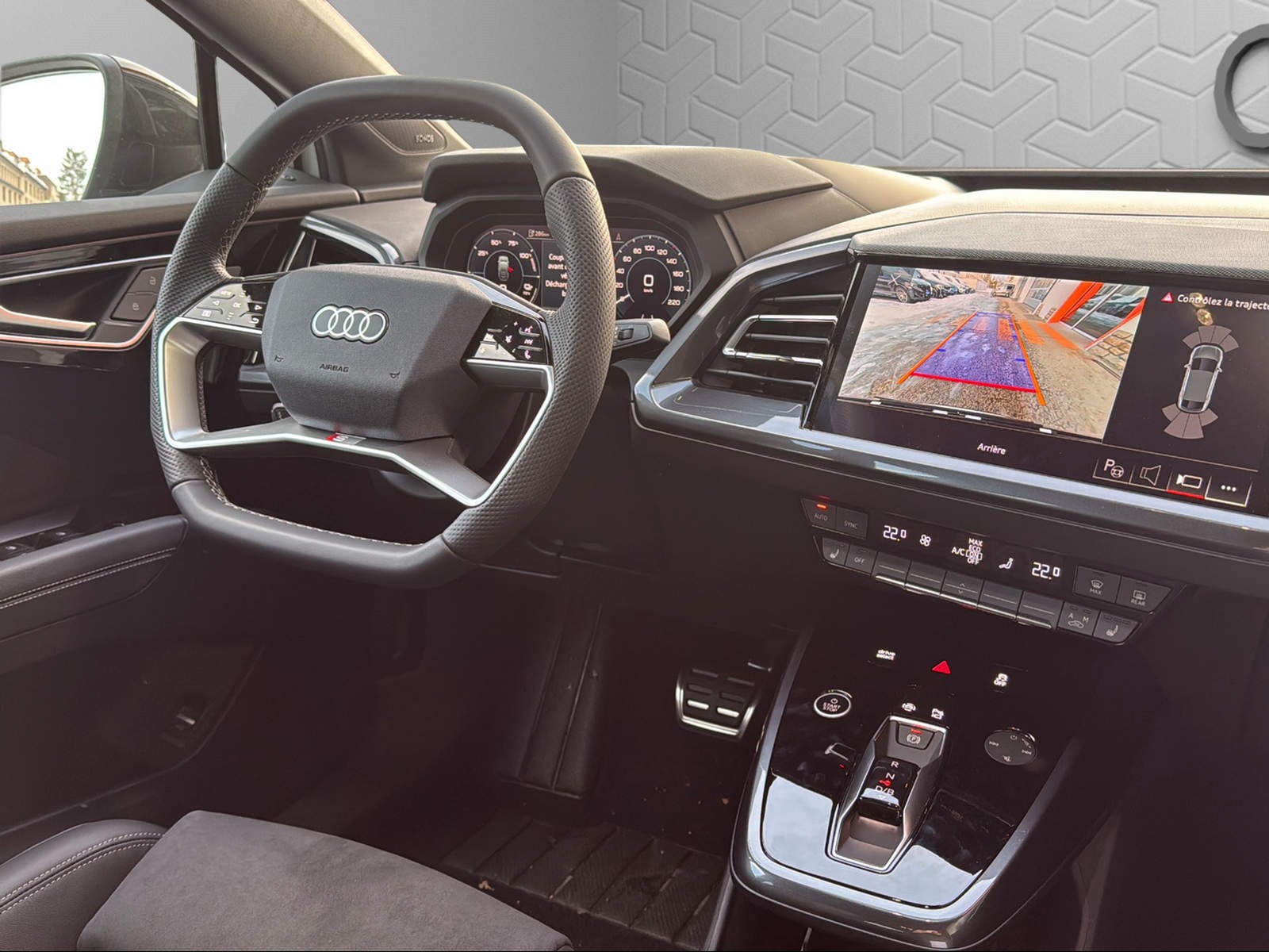 AUDI Q4 Sportback e-tron 55 quattro-image-11
