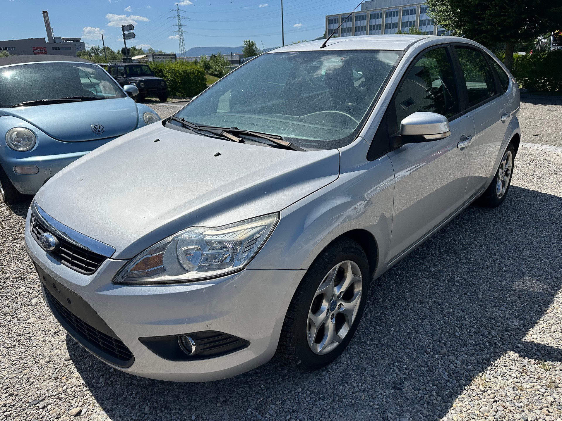 FORD Focus 1.8i Flexifuel Titanium-image-1