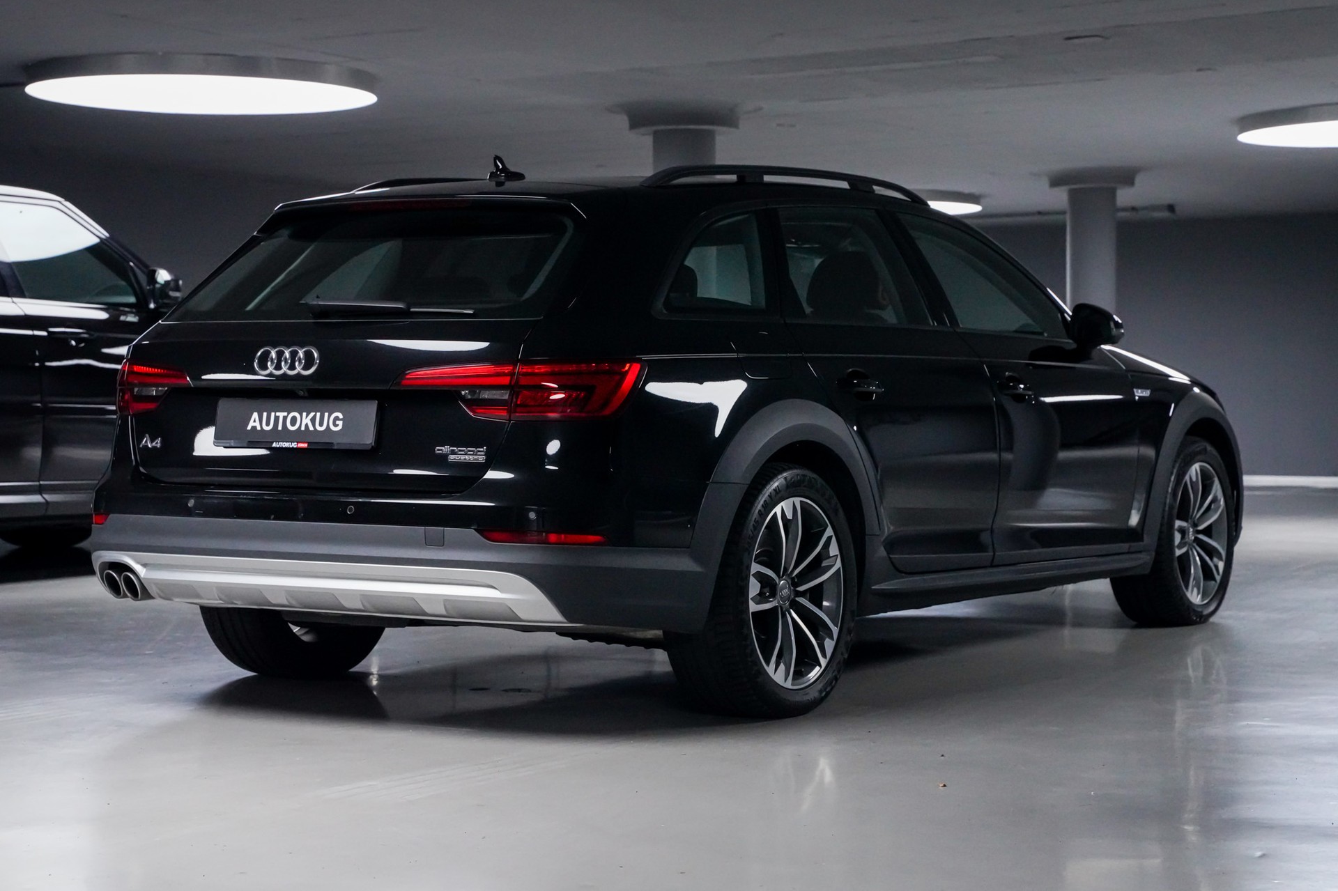 AUDI A4 allroad 3.0 TDI quattro tiptronic-image-2