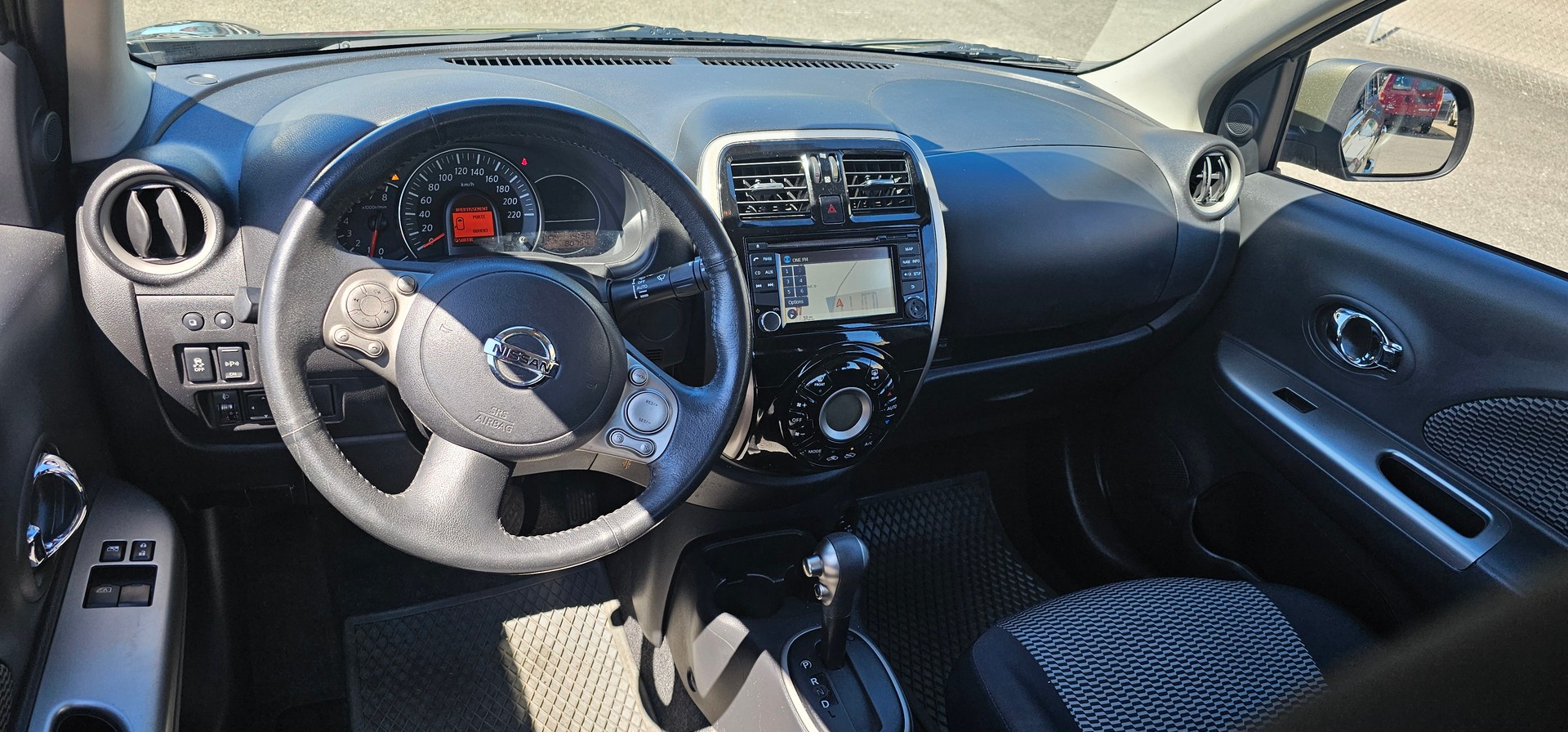 NISSAN Micra 1.2 acenta CVT-image-5