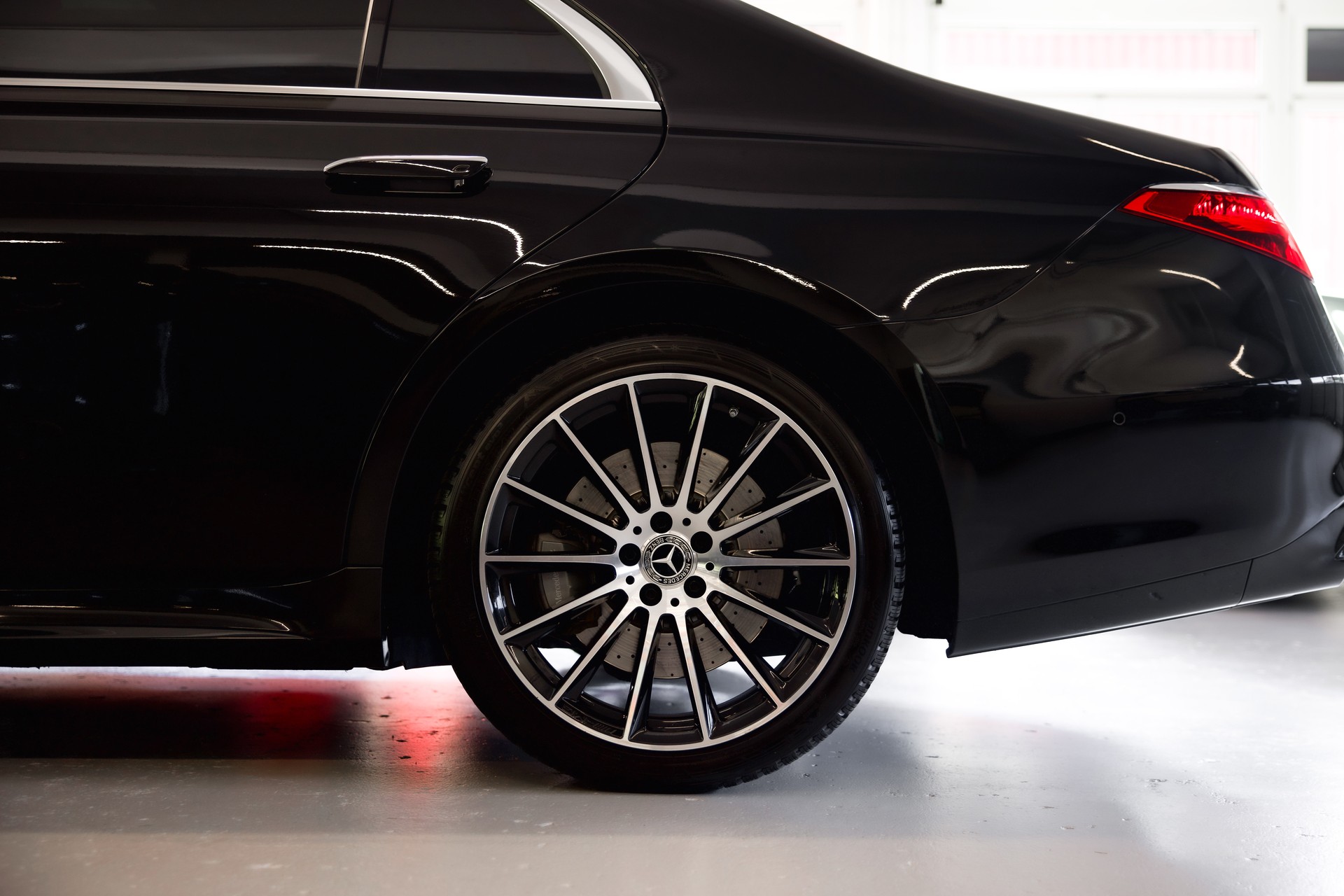 MERCEDES-BENZ S 400 d L AMG Line 9G-Tronic *CH-Fahrzeug* Vollausstattung-image-9