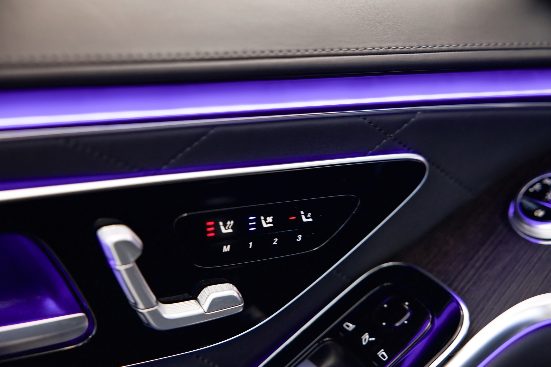 MERCEDES-BENZ S 400 d L AMG Line 9G-Tronic *CH-Fahrzeug* Vollausstattung-image-22