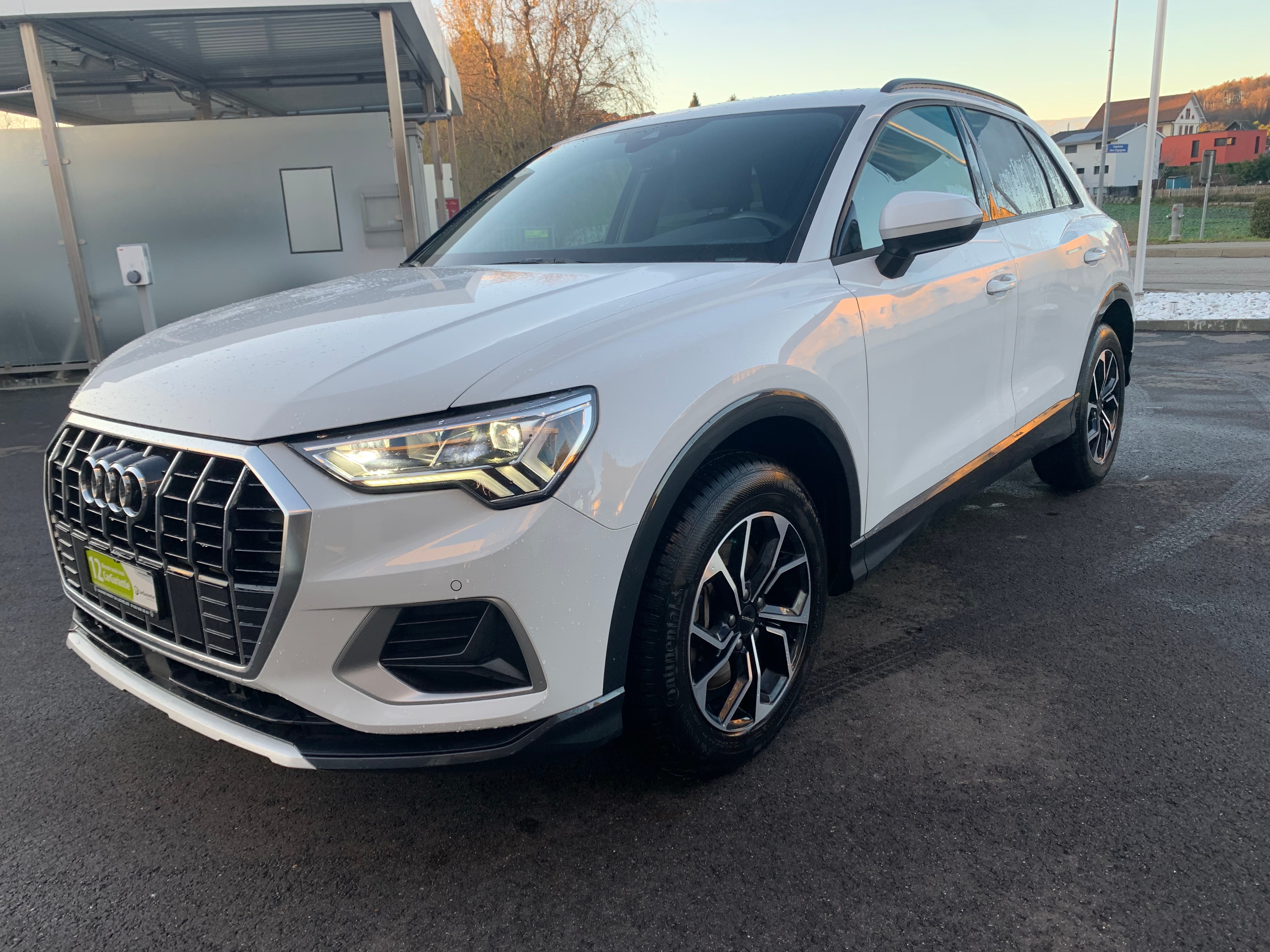 AUDI Q3  (SUV / Gelndewagen)