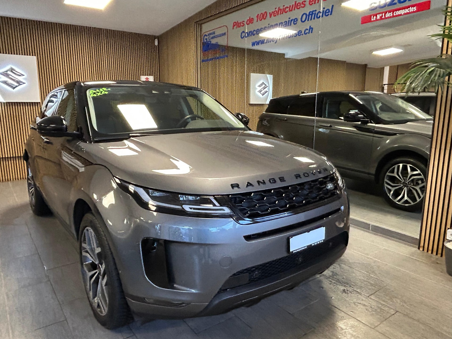 LAND ROVER Range Rover Evoque 2.0 T 250 SE