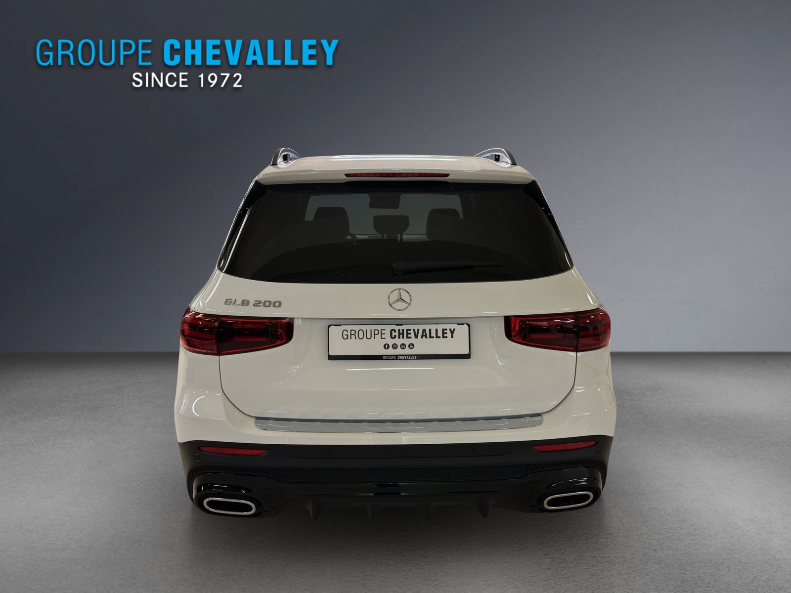 MERCEDES-BENZ GLB 200-image-4