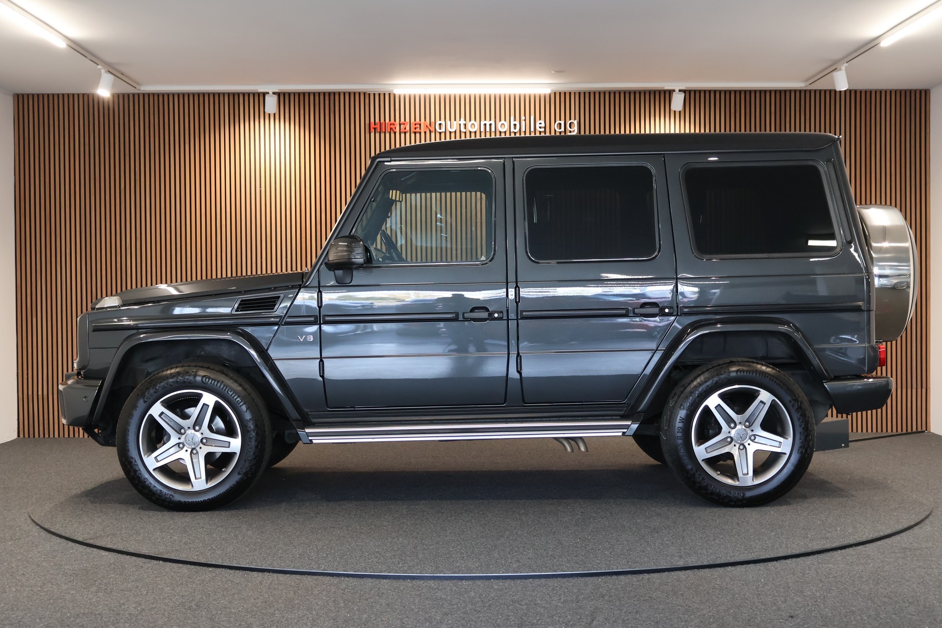 MERCEDES-BENZ G 500 7G-Tronic-showroom-element-1