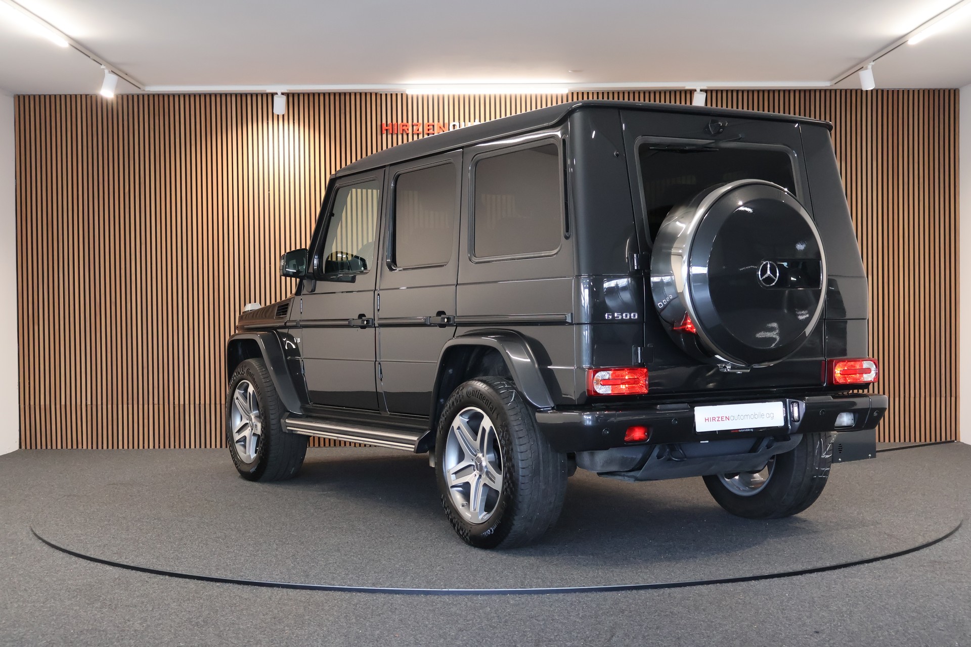 MERCEDES-BENZ G 500 7G-Tronic-showroom-element-2