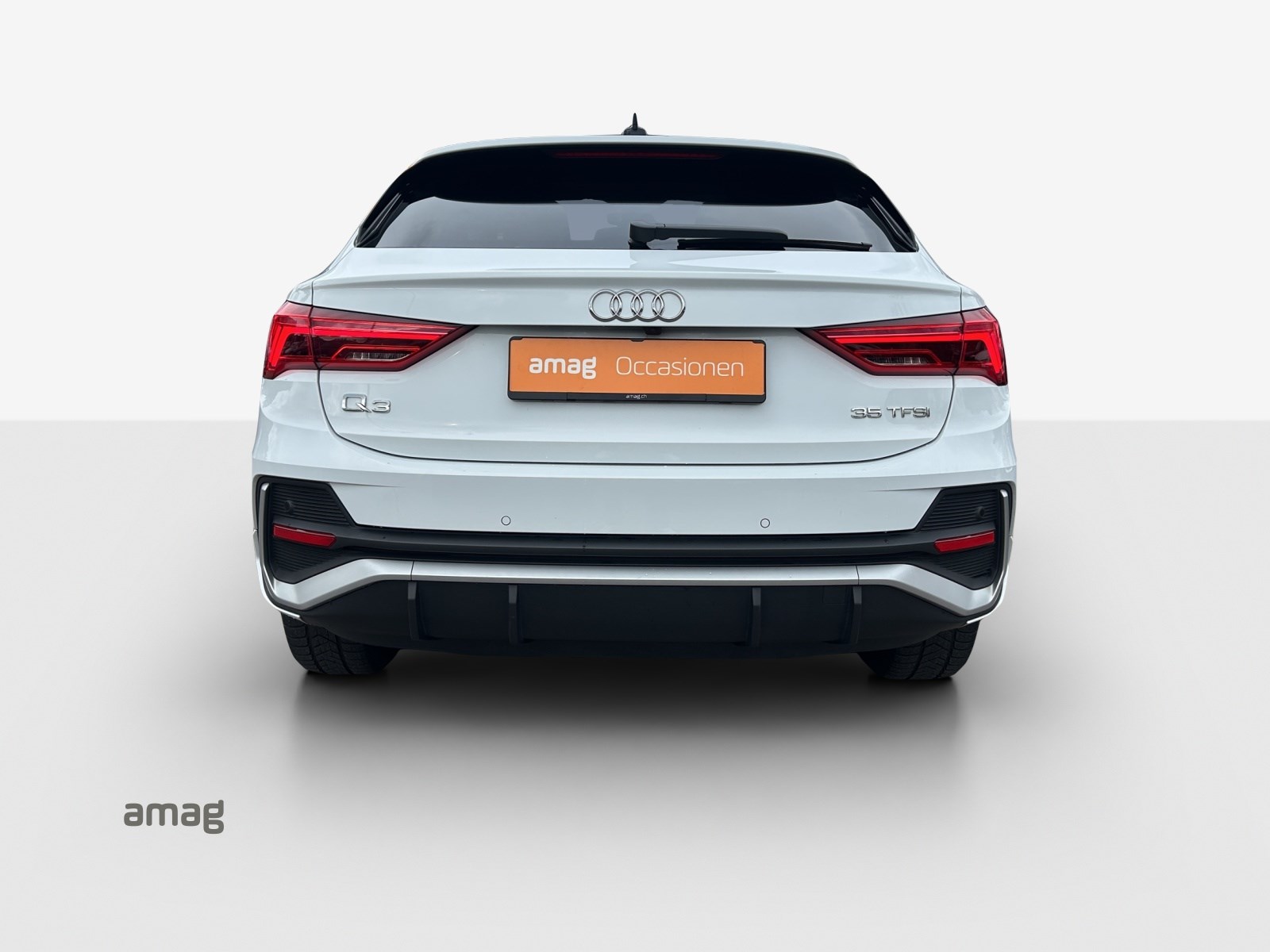 AUDI Q3 Sportback 35 TFSI S line Attraction-showroom-element-3