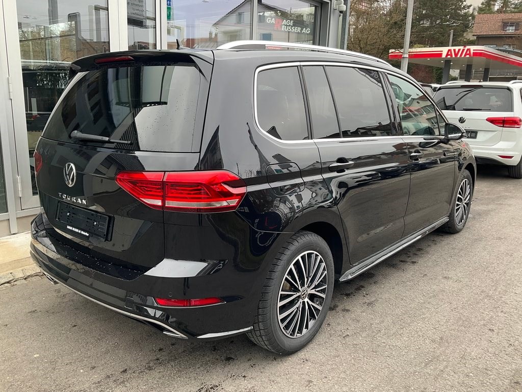 VW TOURAN 2.0 TDI DSG HIGHLINE R-LINE *** PANORAMAGLASDACH & ANHÄNGEKUPPLUNG ***-showroom-element-3
