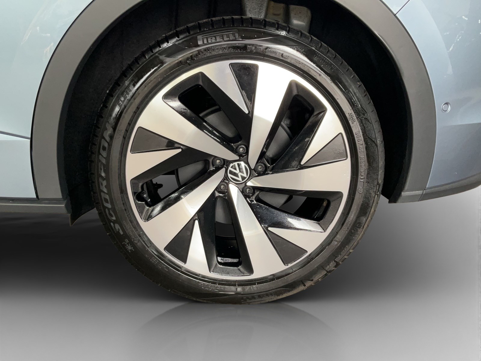 VW ID.5 Pro Performance 77 kWh-image-16