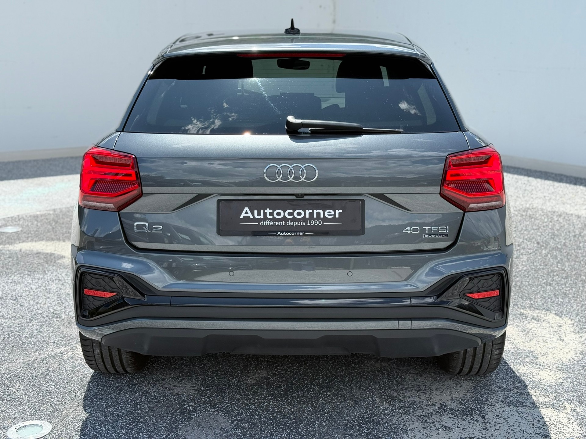 AUDI Q2 40 TFSI S line quattro S-tronic-image-5