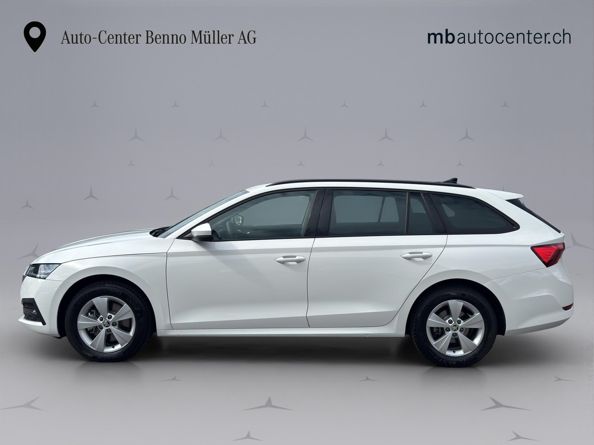SKODA Octavia Combi 2.0 TDI Ambition 4x4 DSG-showroom-element-1