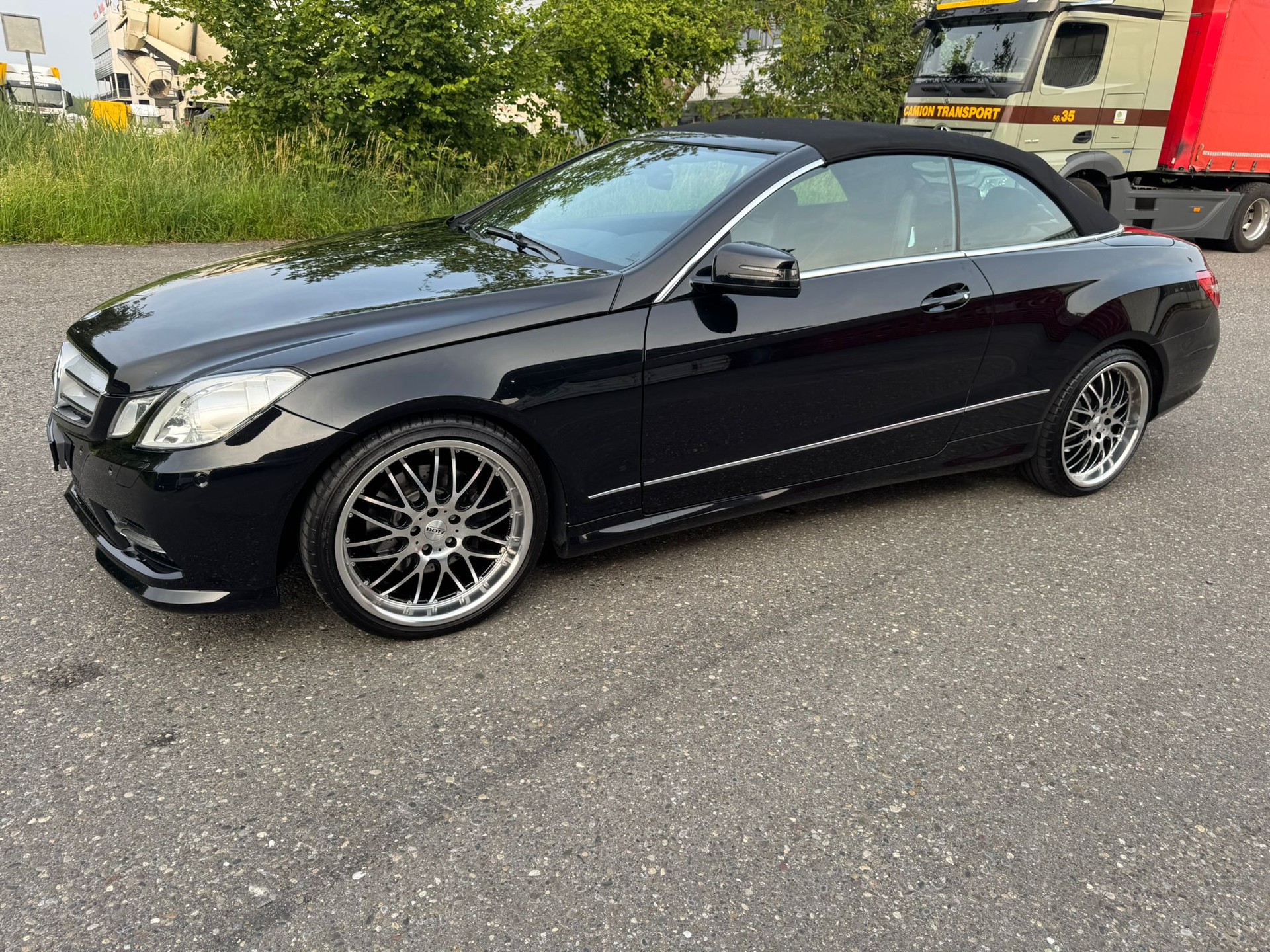 MERCEDES-BENZ E 250 CGI BlueEfficiency 7G-Tronic-showroom-element-1