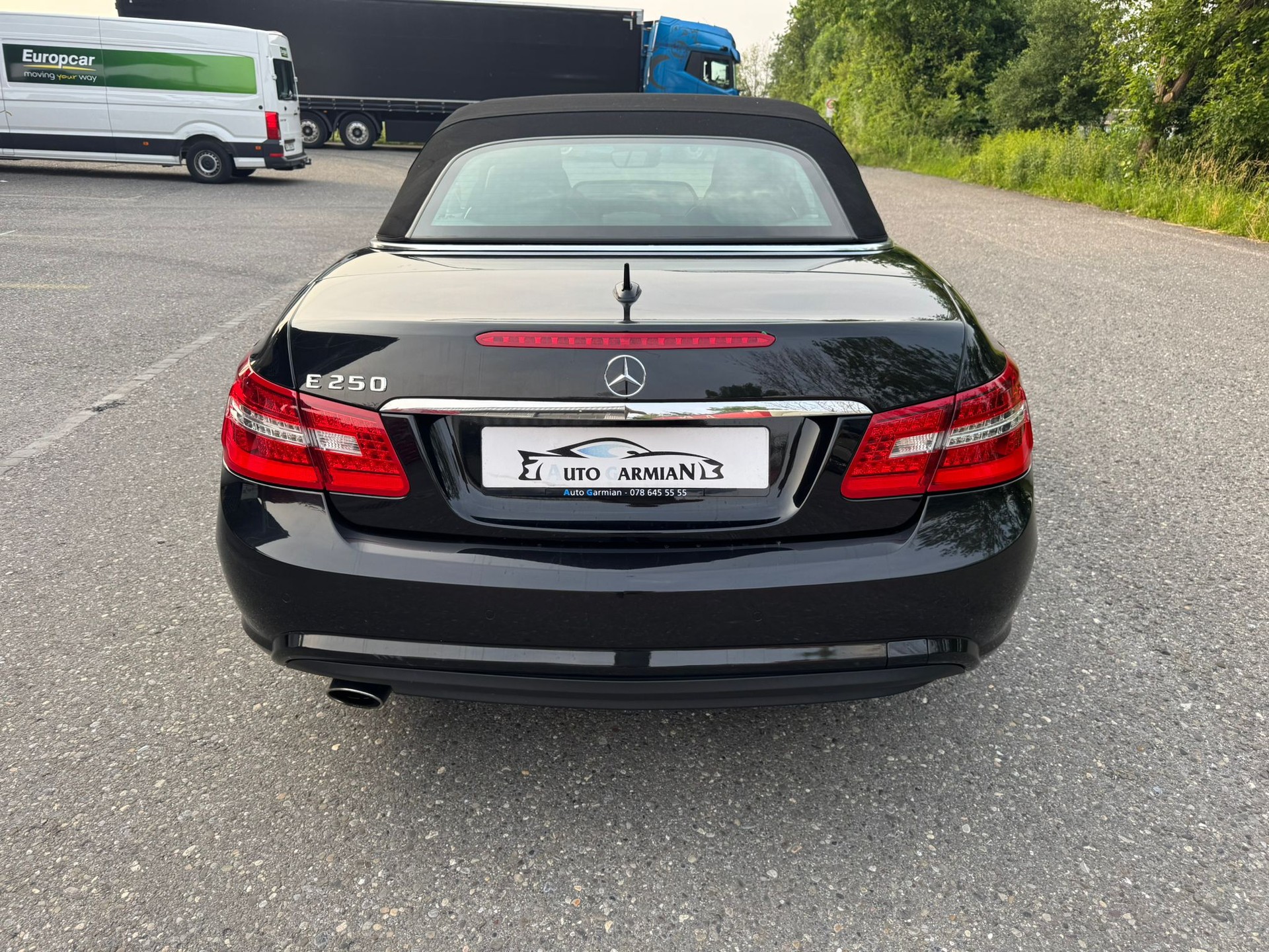 MERCEDES-BENZ E 250 CGI BlueEfficiency 7G-Tronic-showroom-element-3