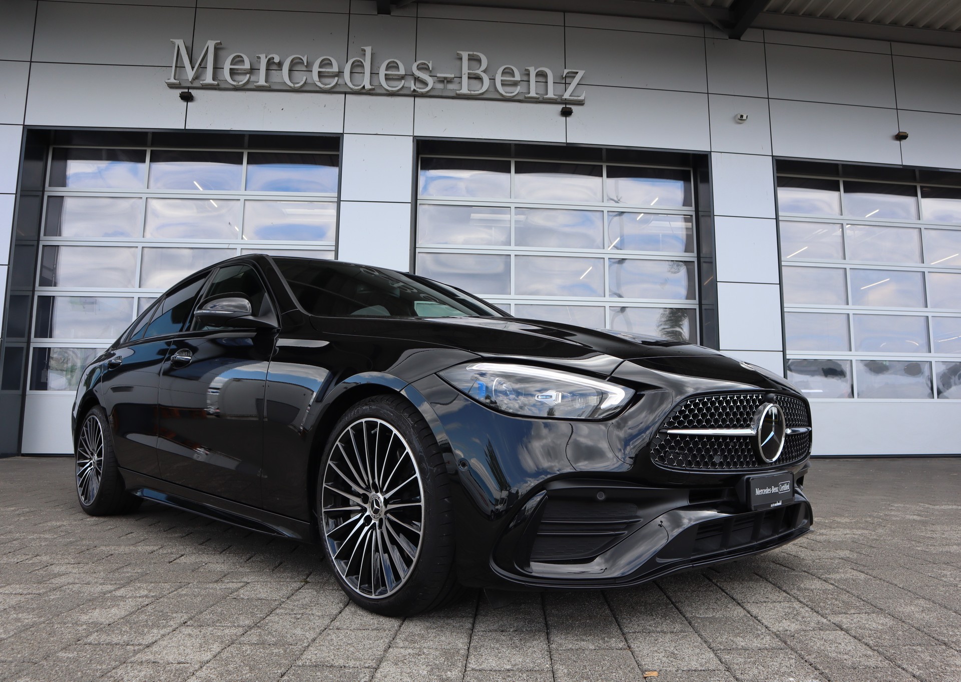 MERCEDES-BENZ C 220 d 4Matic AMG Line