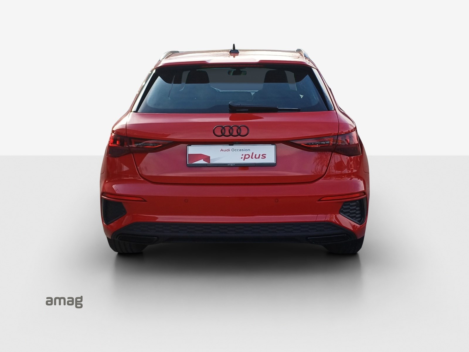 AUDI A3 Sportback 40 TFSI e S line Attraction-showroom-element-3