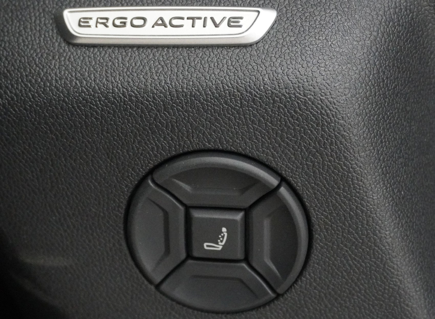 VW TIGUAN 2.0 TDI R-Line 4motion-image-14