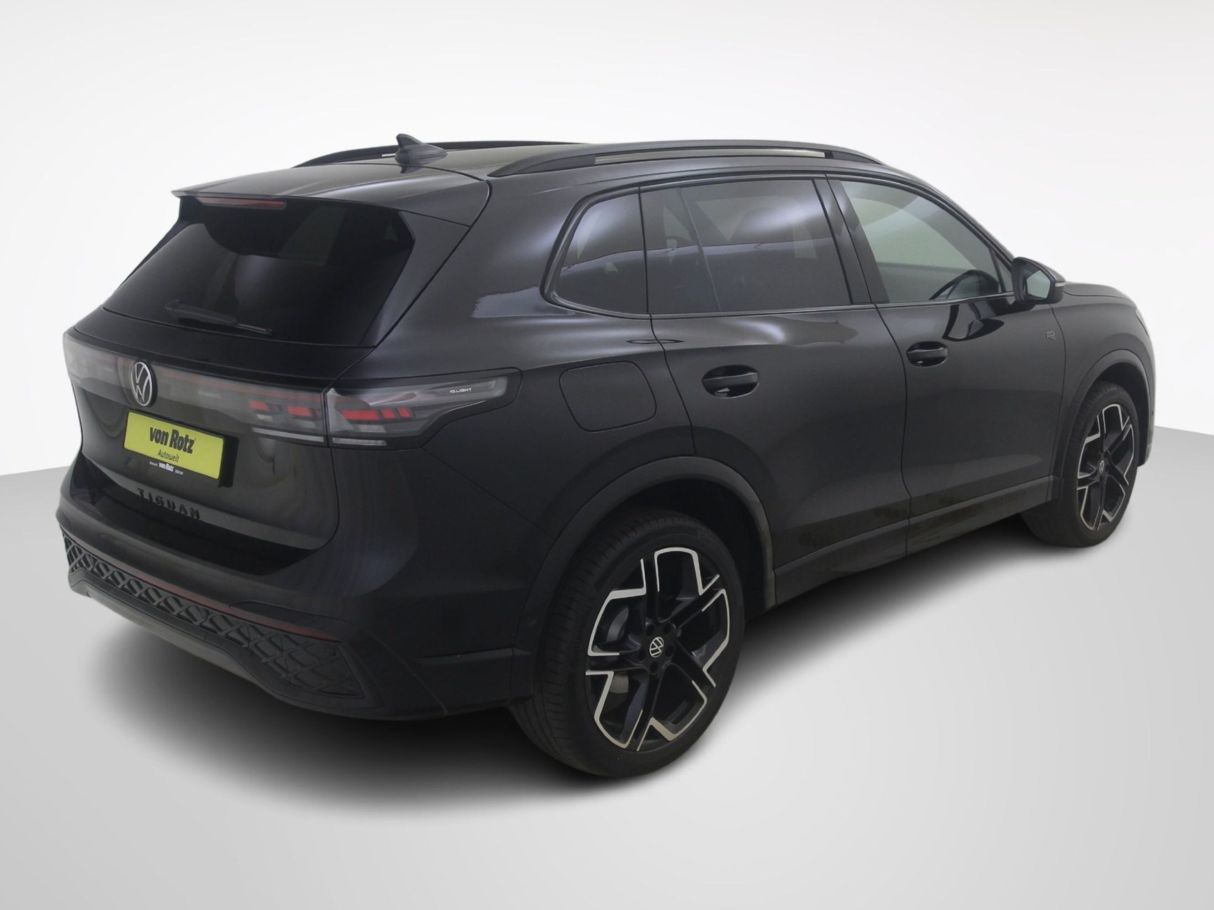 VW TIGUAN 2.0 TDI R-Line 4motion-image-6