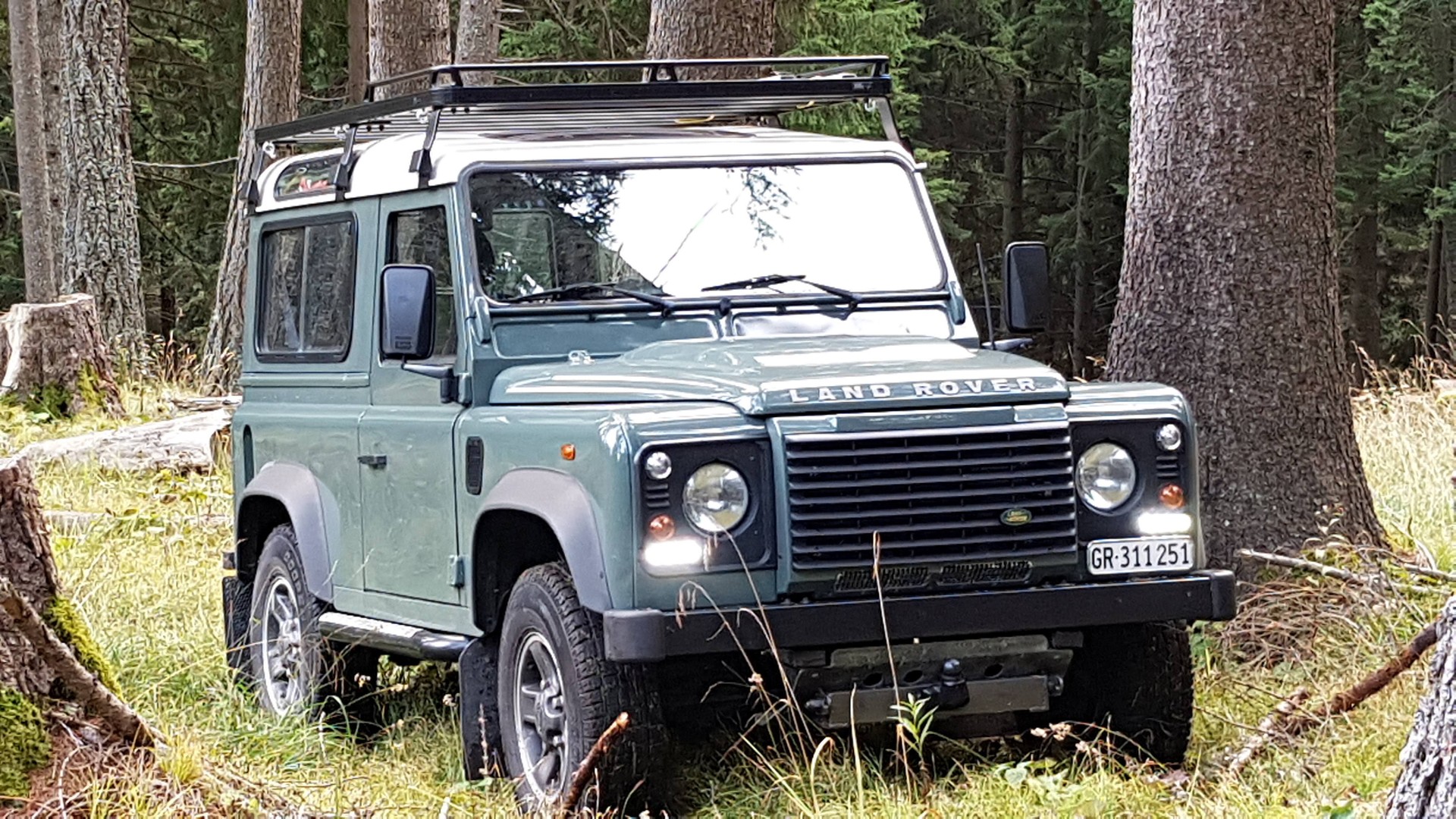 LAND ROVER Defender 90 SW 2.4Td4