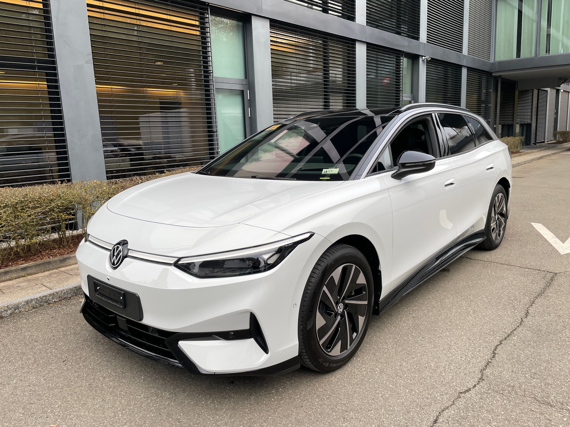 VW ID.7 Tourer Pro United 77 kWh m. Wärmepumpe